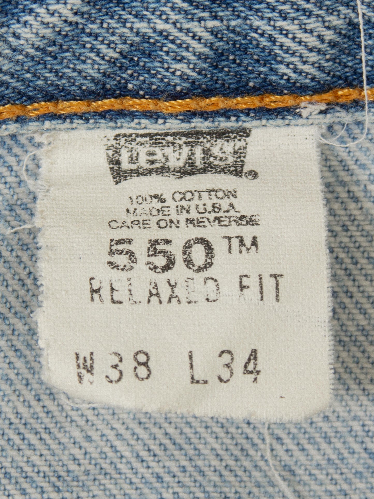 Vtg 1990s Levi's 550 - Made in USA (38x34)