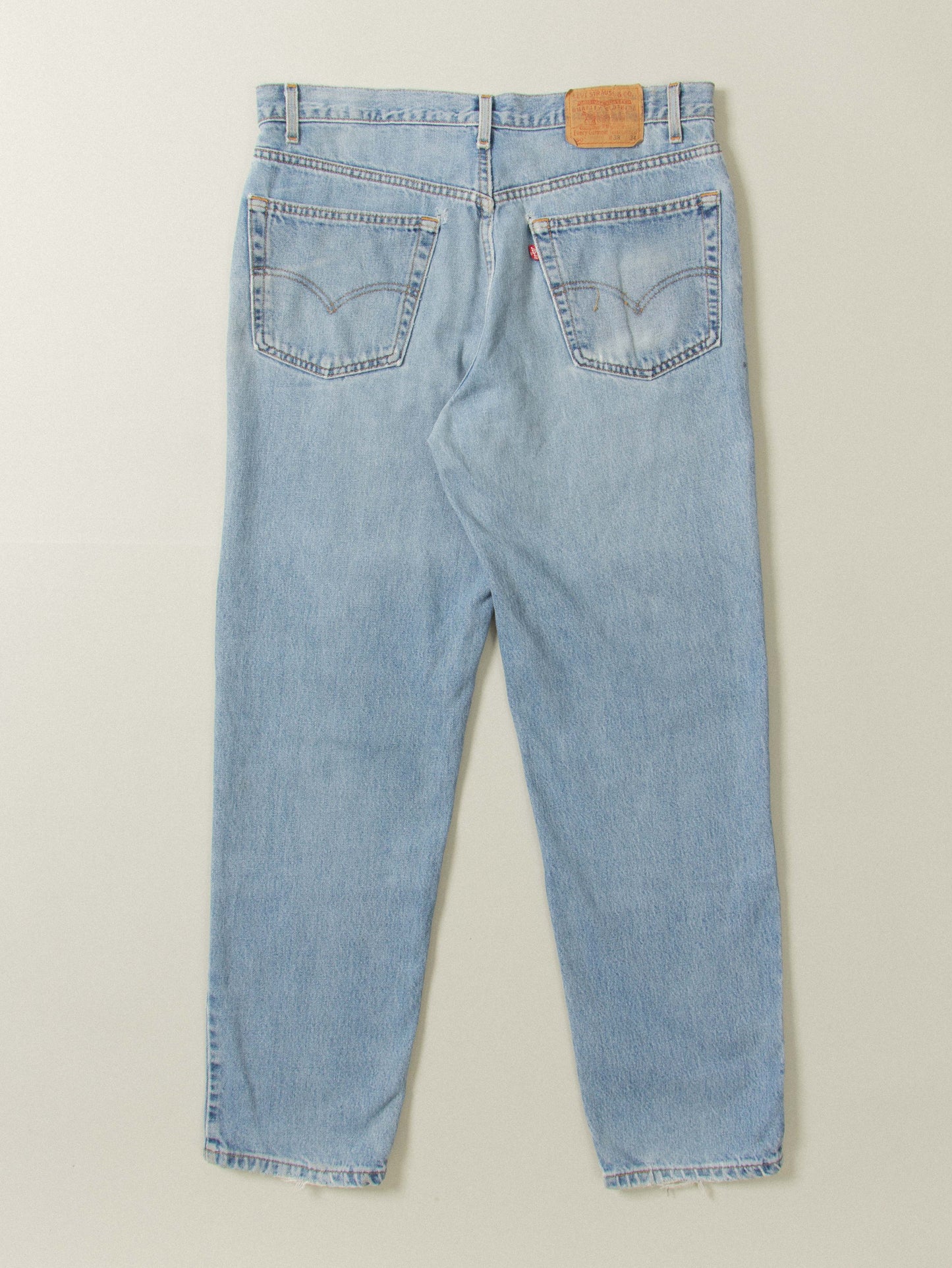 Vtg 1990s Levi's 550 - Made in USA (38x34)