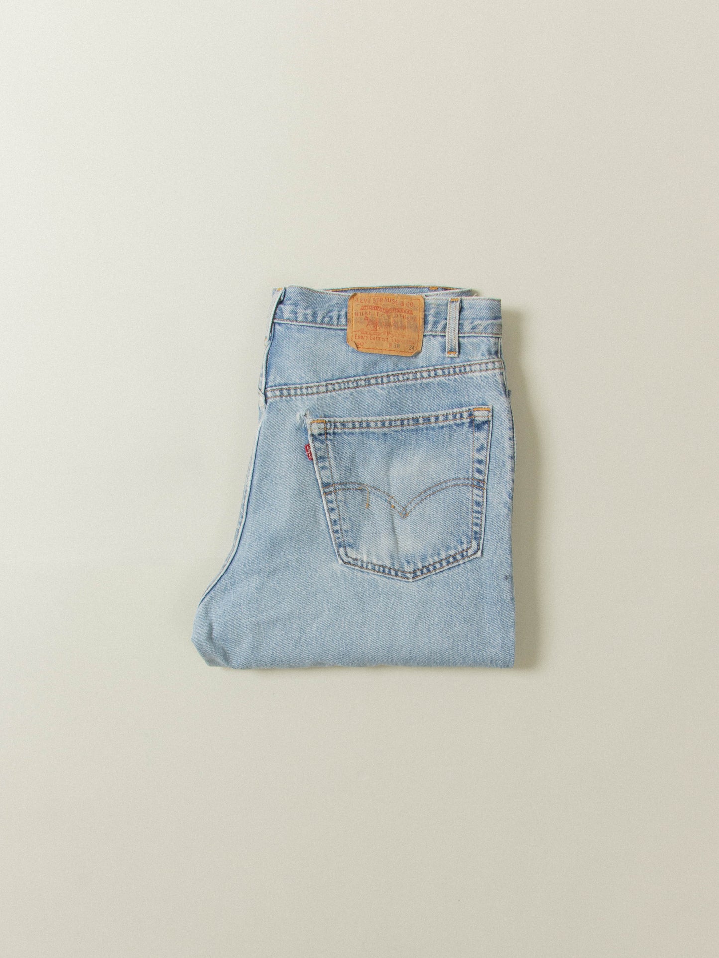 Vtg 1990s Levi's 550 - Made in USA (38x34)