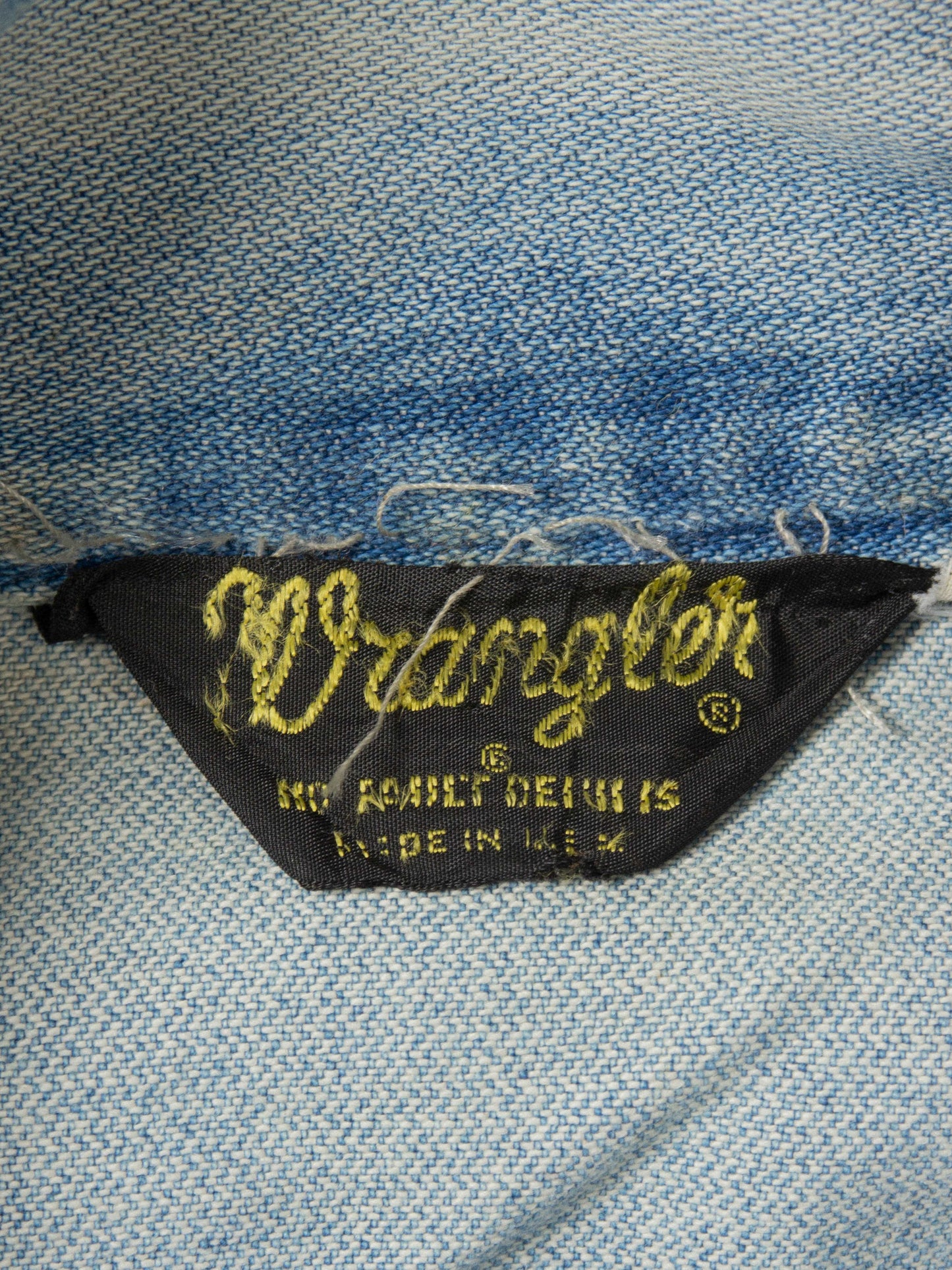 Vtg 1980s Wrangler Denim Jacket - Made in USA (M)