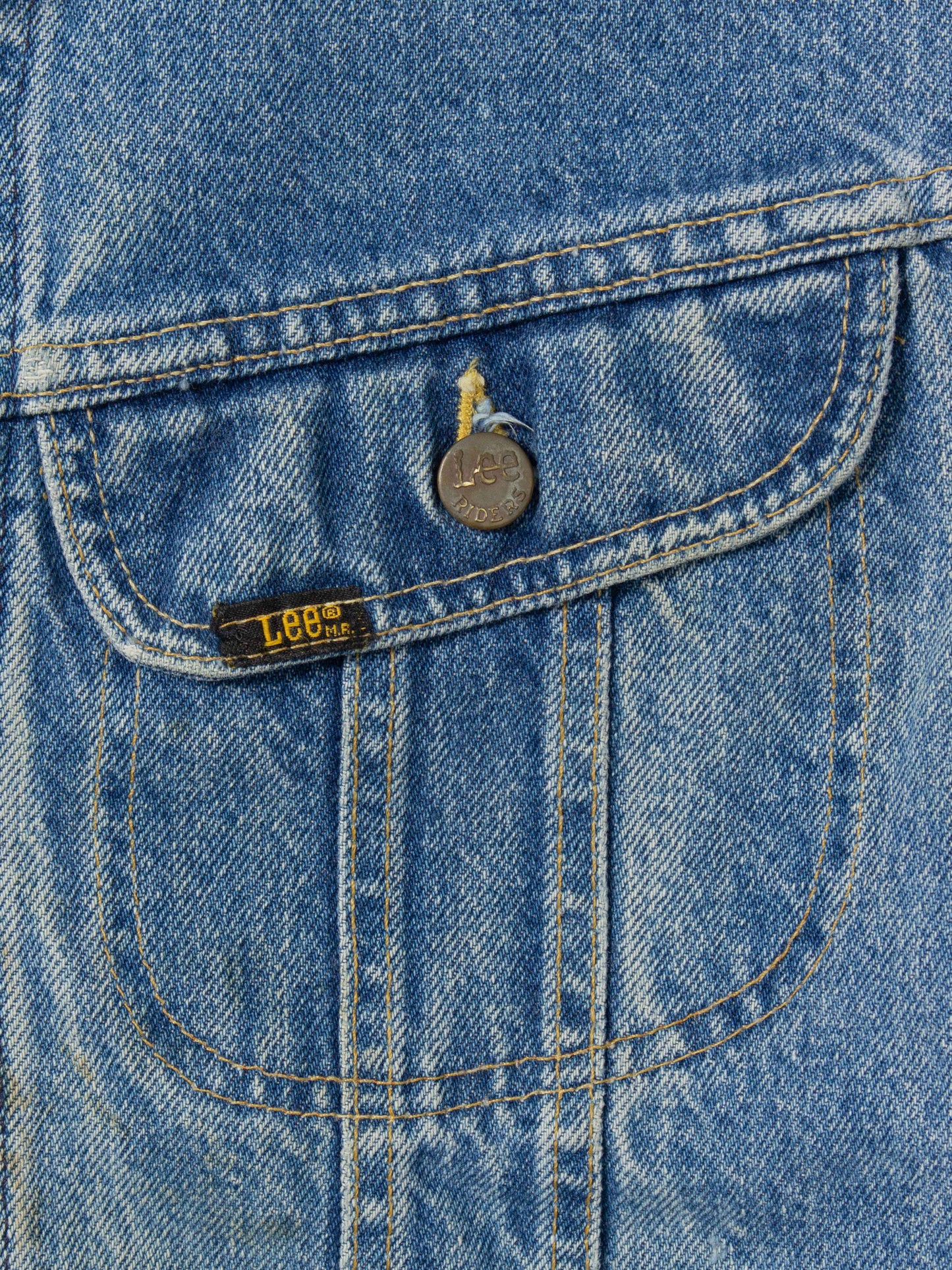 Vtg 1980s Lee Denim Jacket (XL)