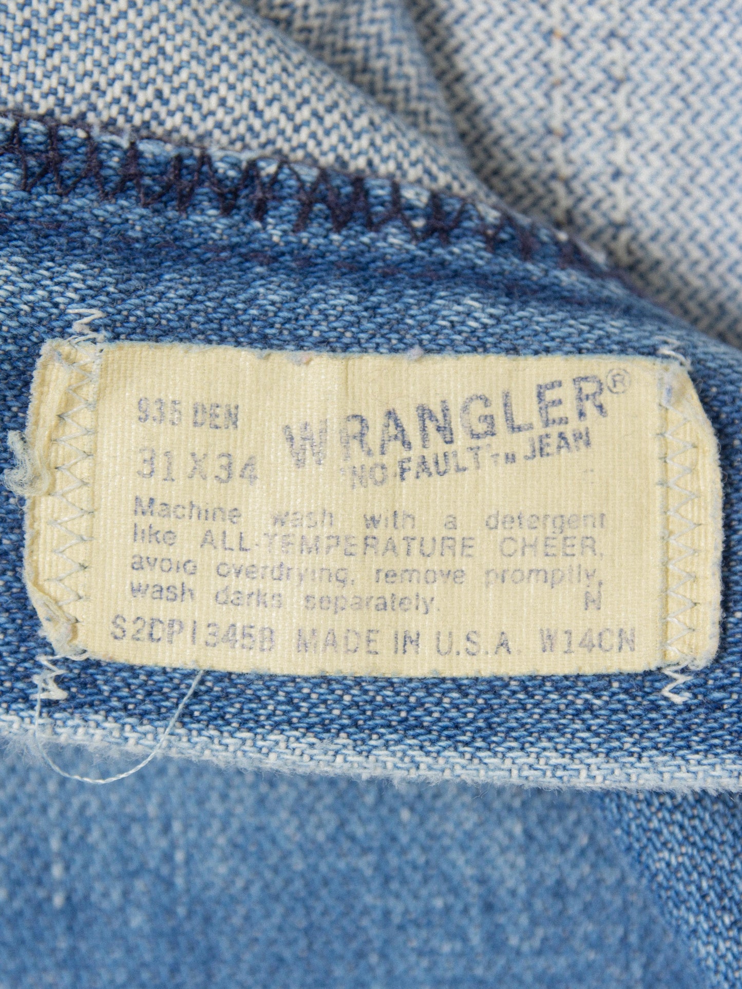Vtg 1980s Wrangler 'No Fault' Jean - Made in USA (30x34)