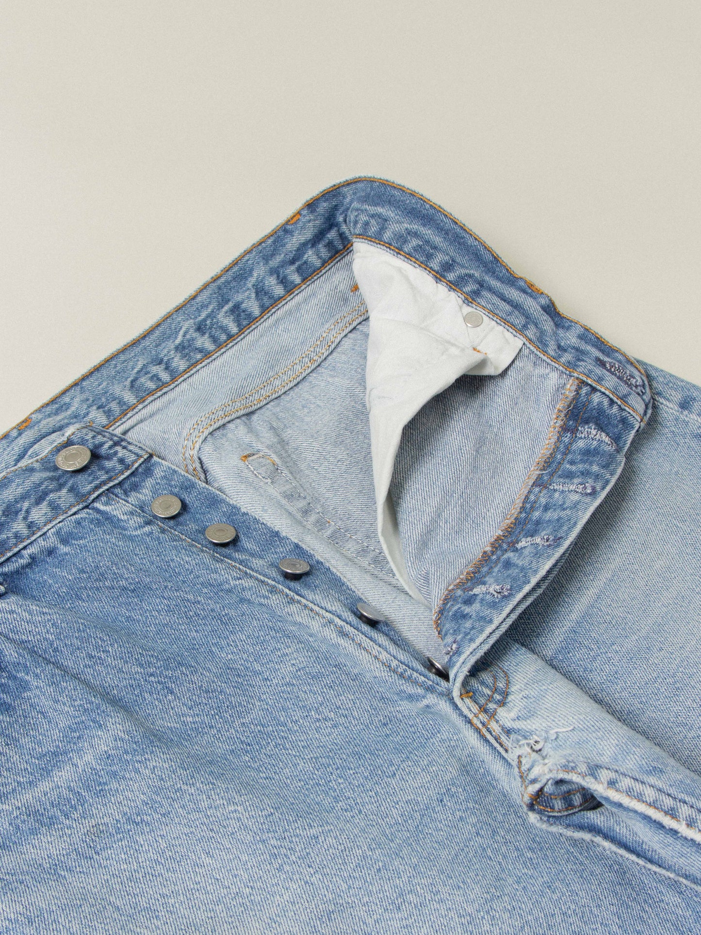 Vtg 1980s Levi's 501 - Made in USA (34x32)