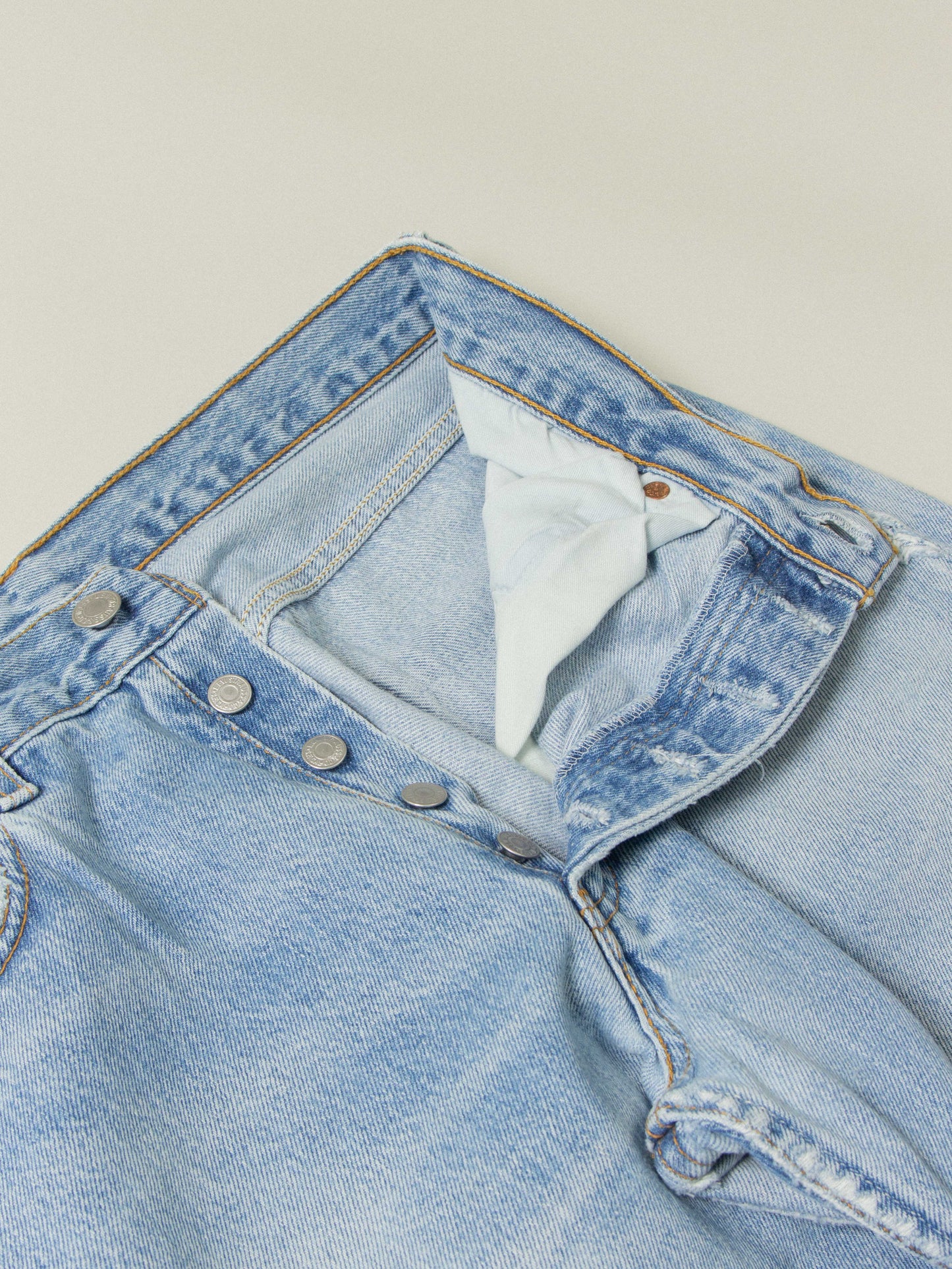 Vtg 1990s Levi's 501 (32x36)