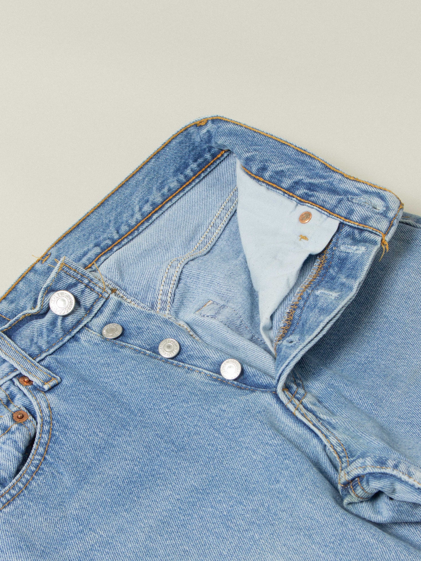 Vtg 1990s Levi's 501 (26x28)