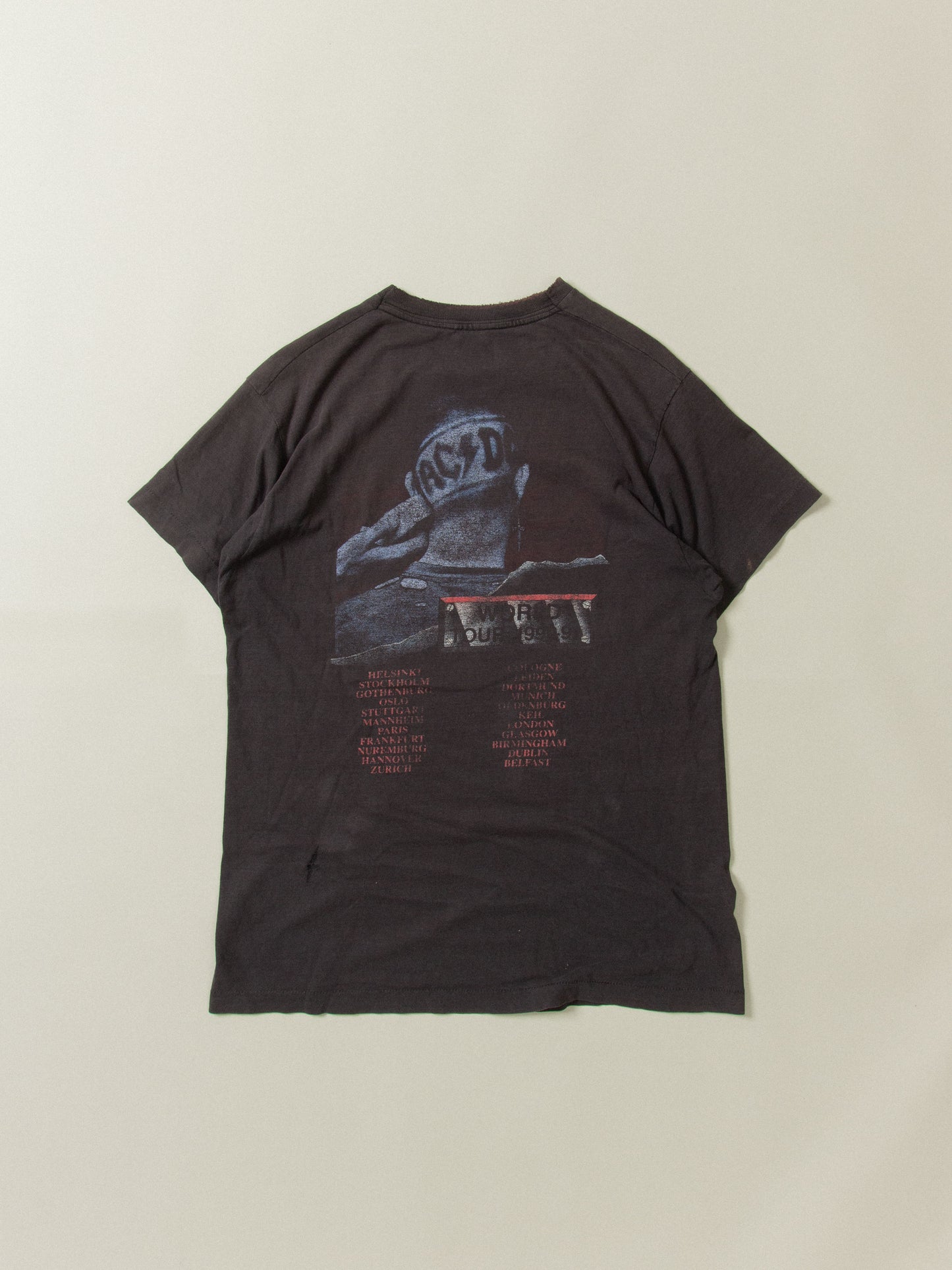 Vtg 1990s ACDC "The Razors Edge" World Tour Single Stitch Tee (L)