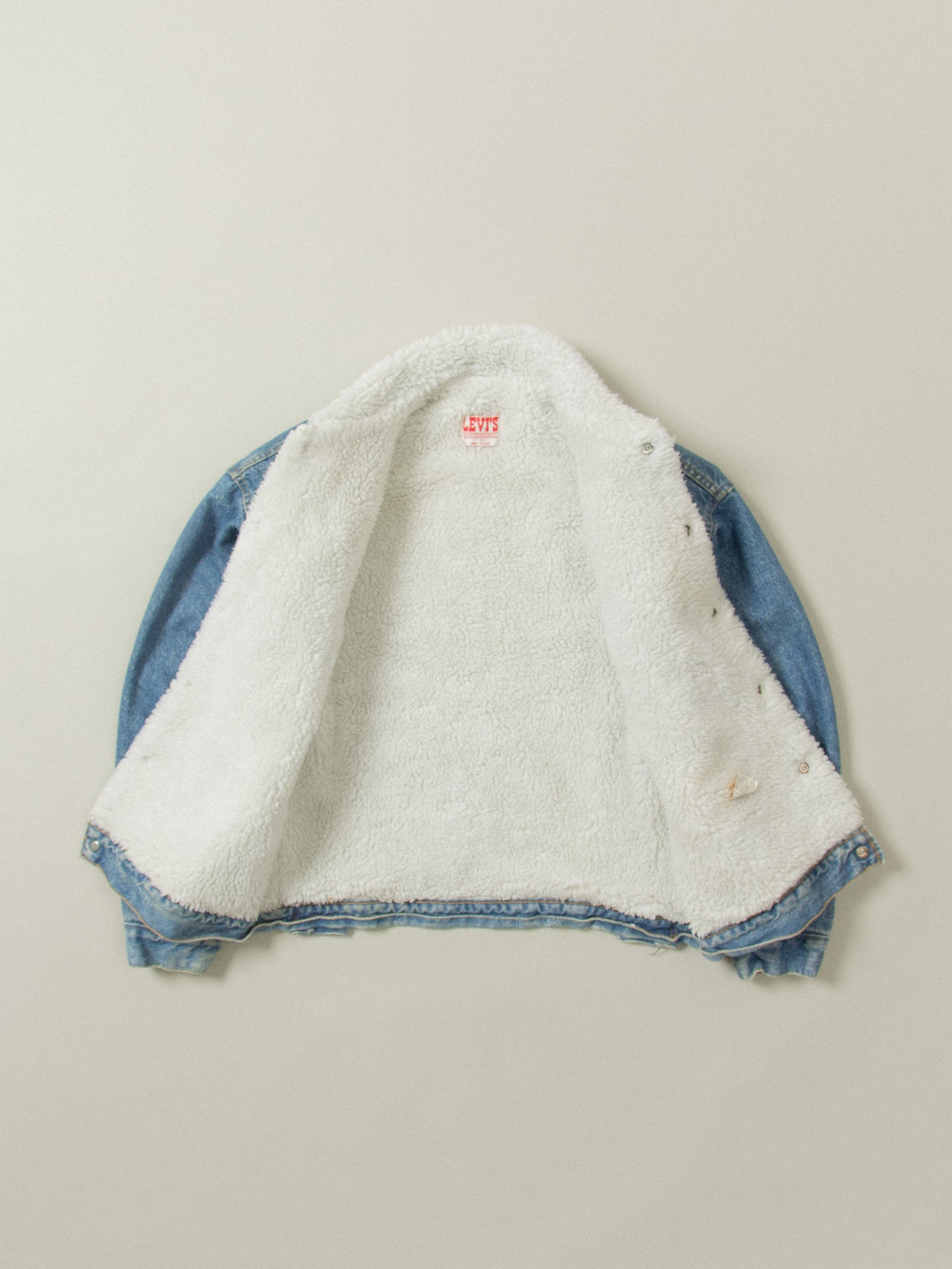 Vtg Levi's Sherpa Denim Jacket - Made in USA (L)