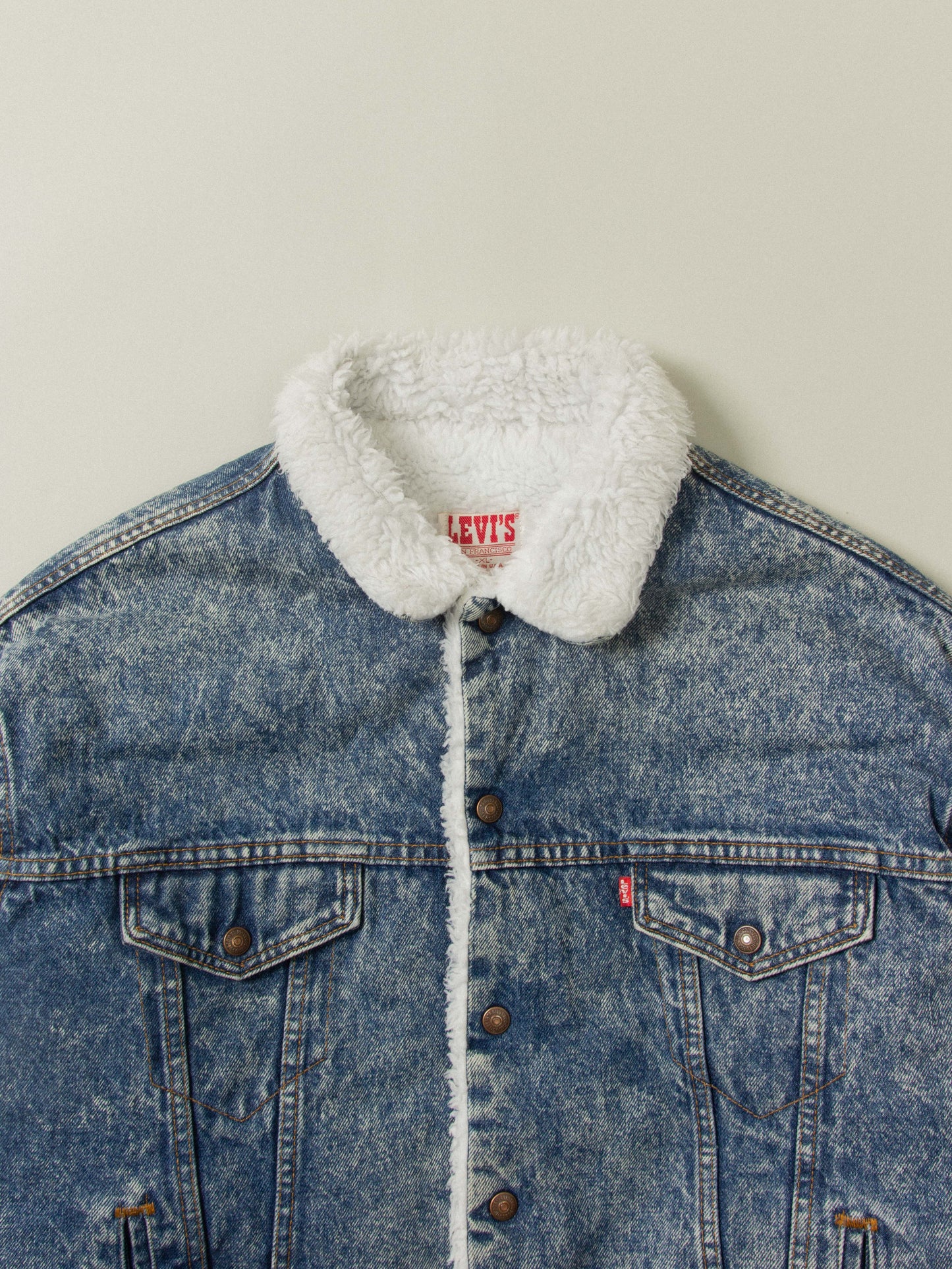 Vtg 1980s Levi's Sherpa Denim Jacket - Made in USA (XL)