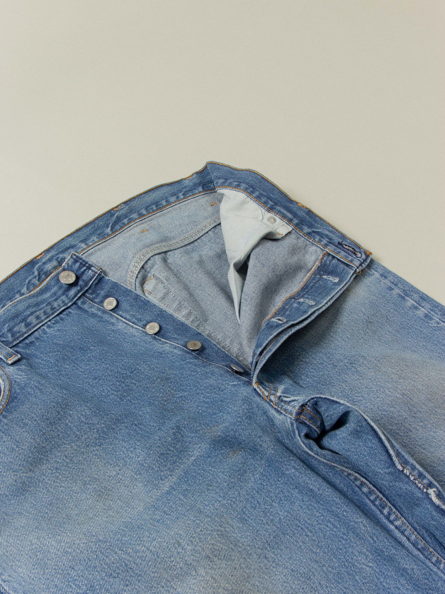 Vtg 1980s Levi's 501 - Made in USA (38x33)