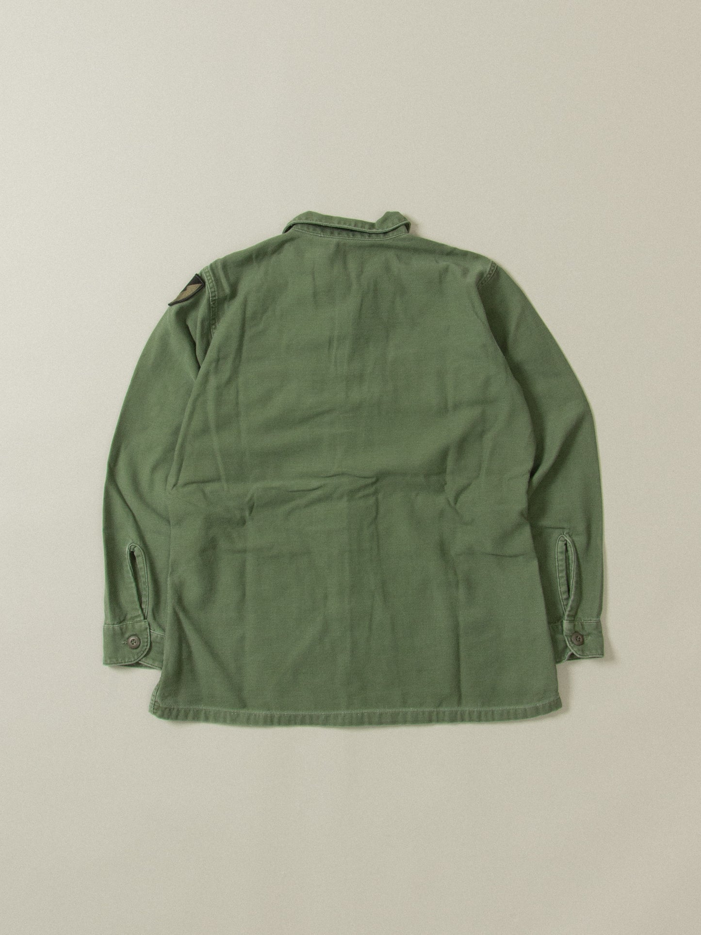 Vtg US Army OG-107 Fatigue Shirt (S/15½)