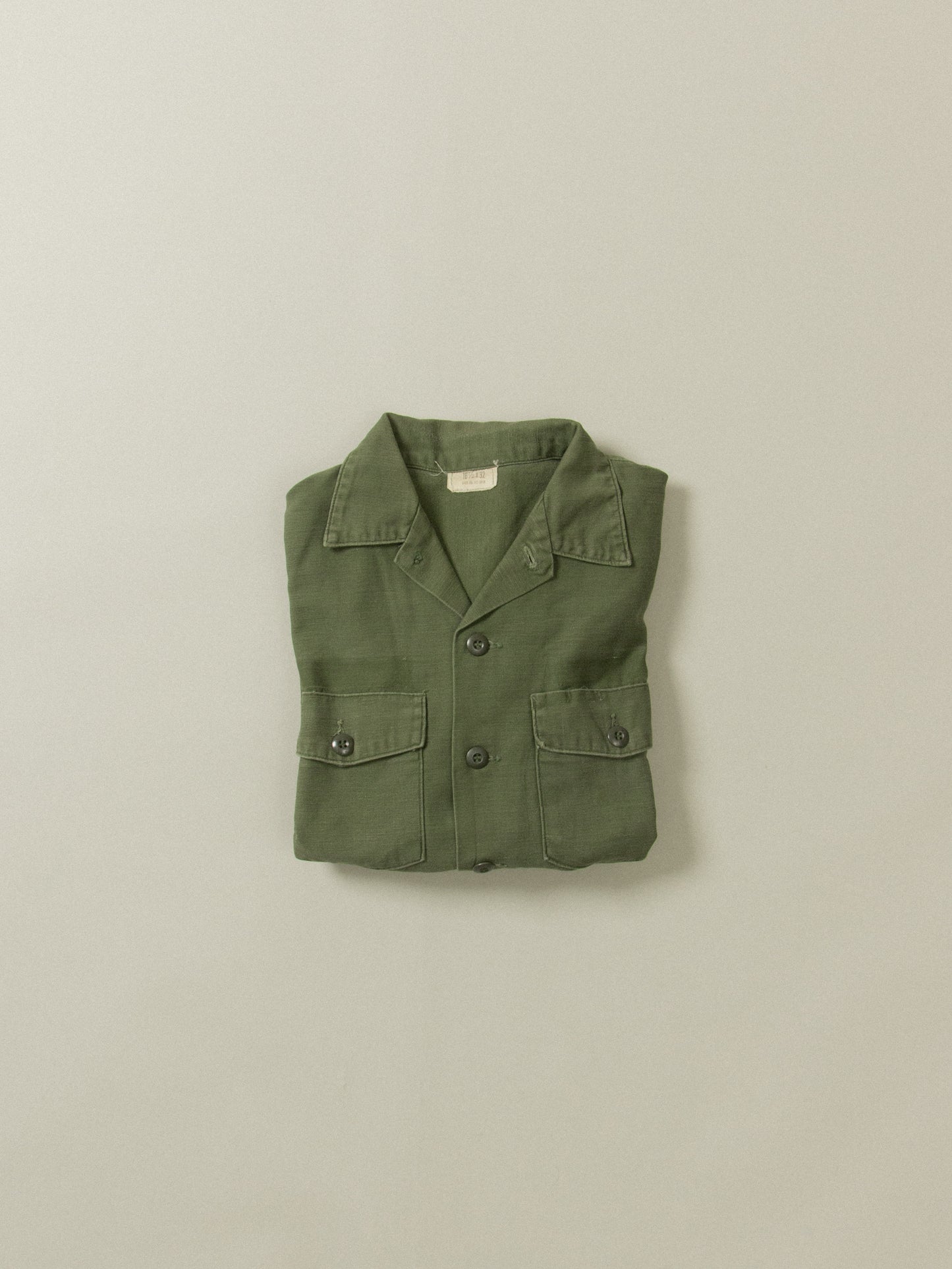 Vtg US Army OG-107 Fatigue Shirt (M/16½)