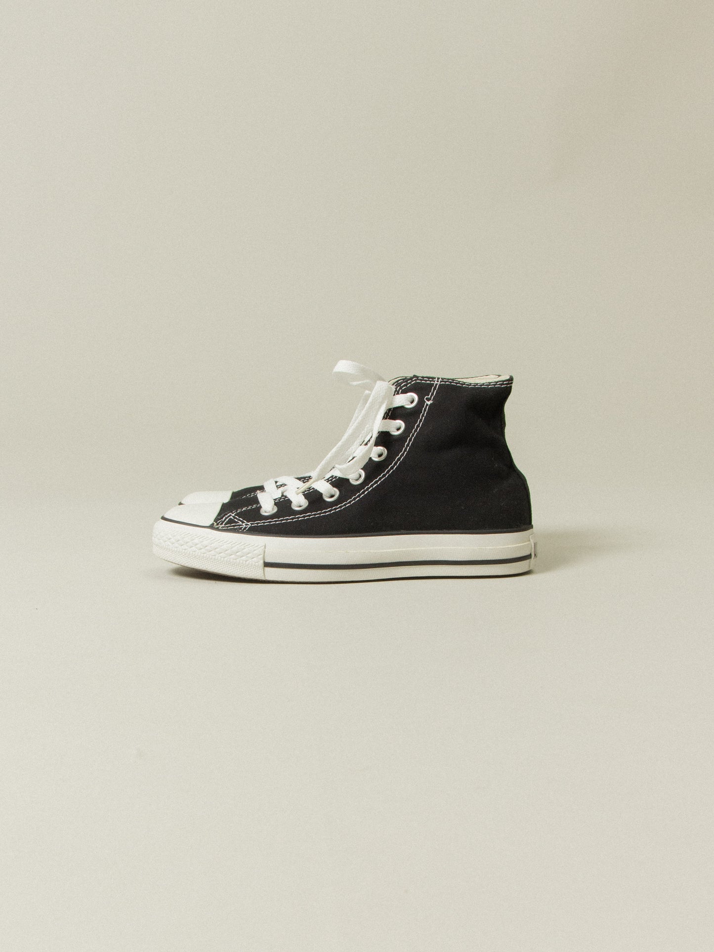 NOS Early 2000s Converse All Star - Black