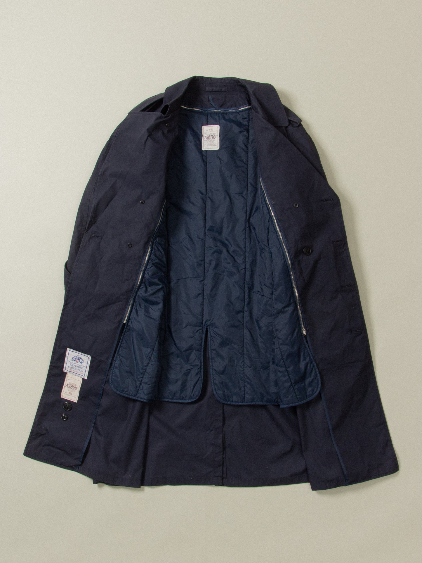 Vtg 1980s DSCP Military Coat - Made in USA (M)