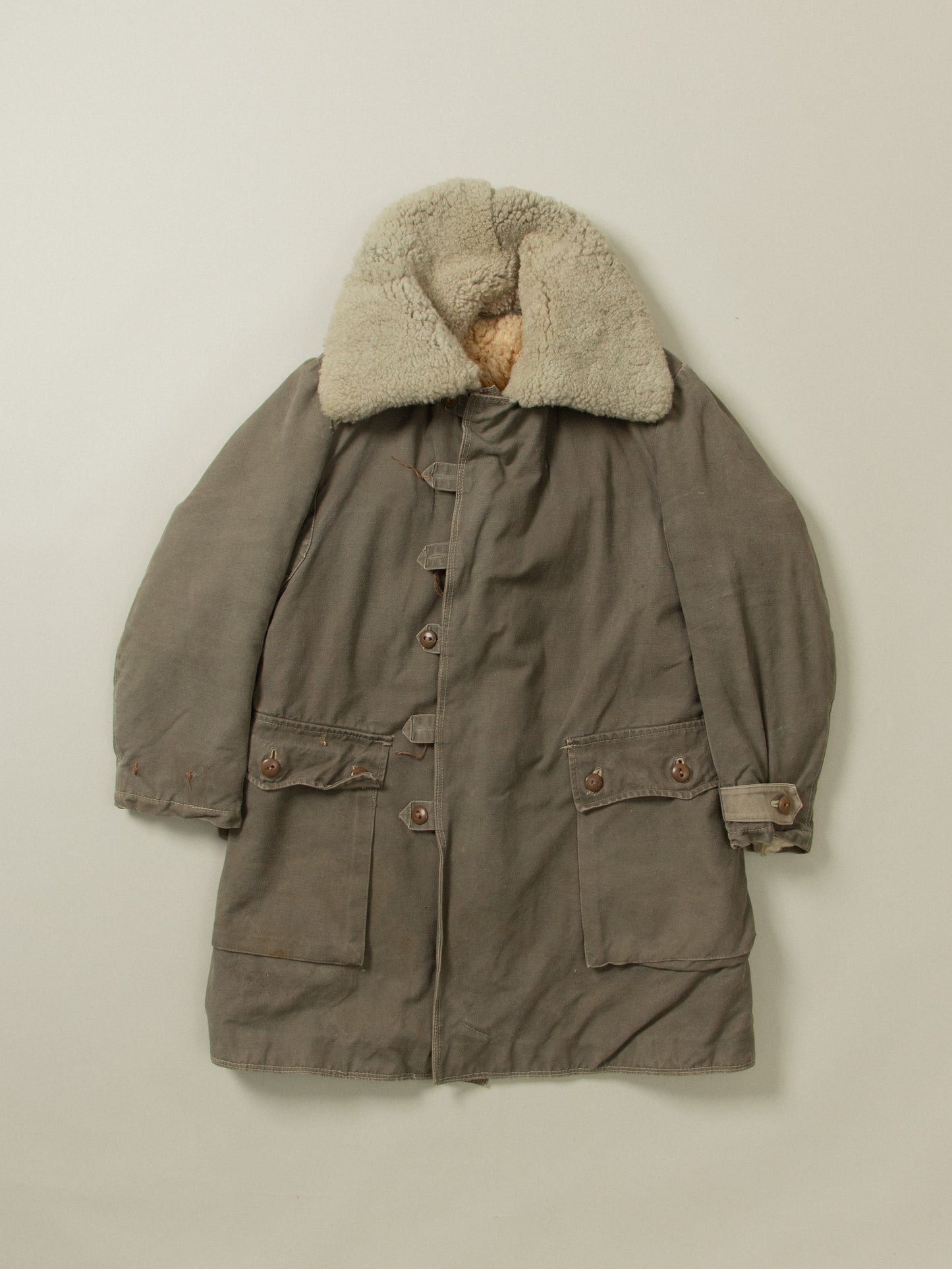 Vtg 1940s Swedish Army Extreme Cold Weather Shearling Coat (L)