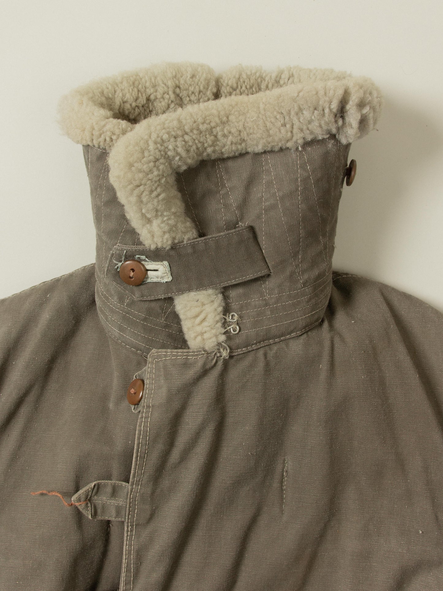 Vtg 1940s Swedish Army Extreme Cold Weather Shearling Coat (L)