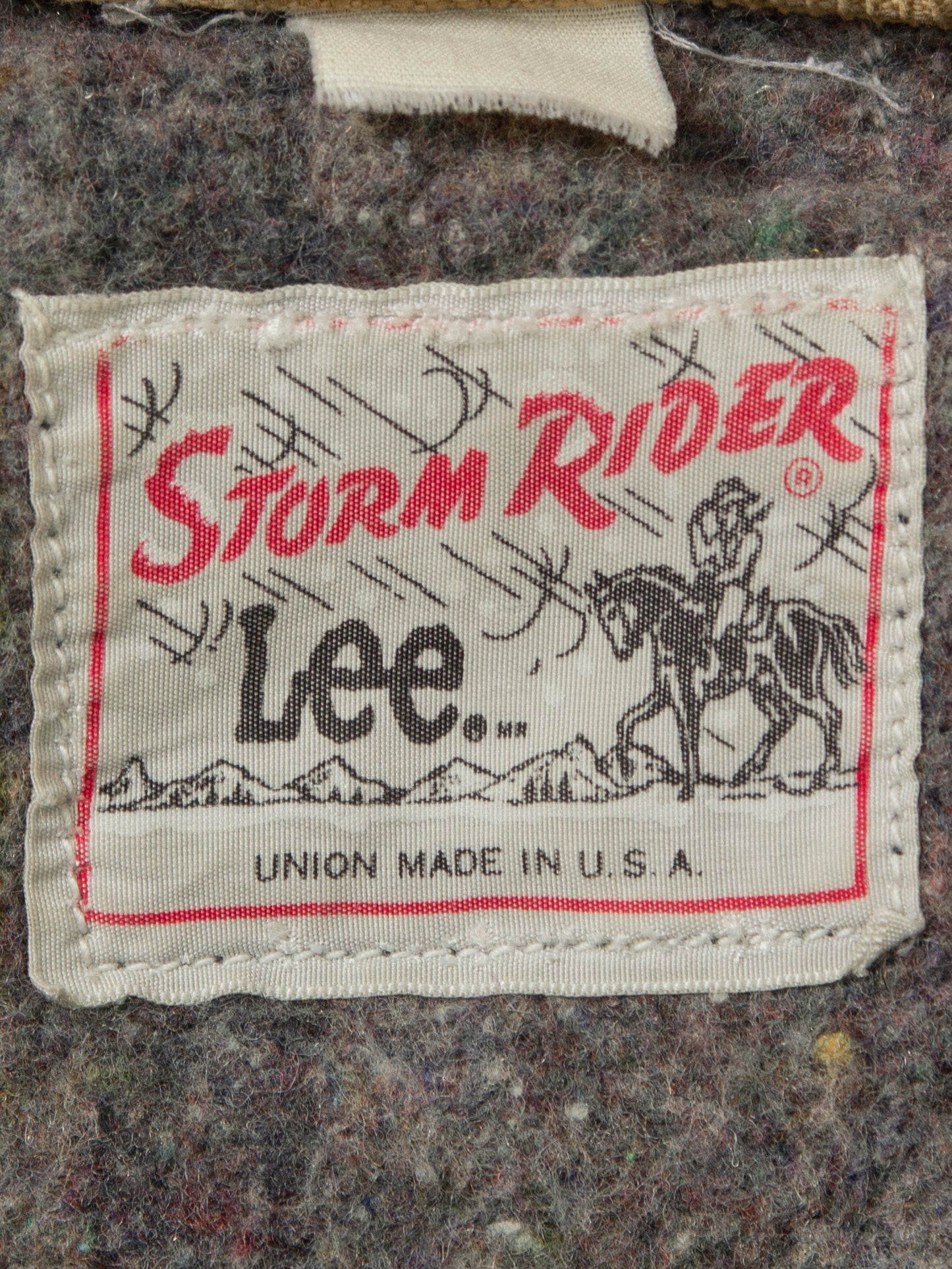 Vtg 1970s Lee Storm Rider Cat-Eye Lined Denim Jacket - Made in USA (M)