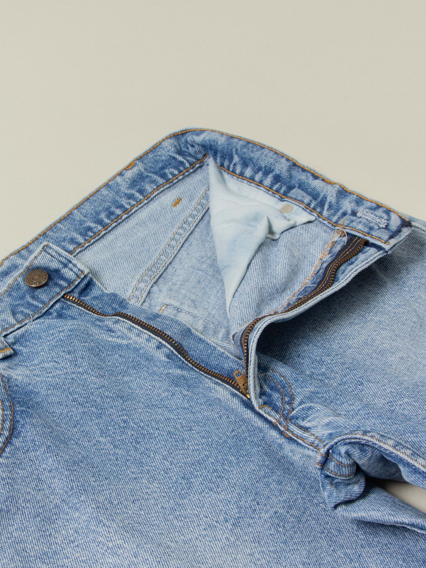 Vtg 1990s Levi's 505 - Made in USA (32x30)