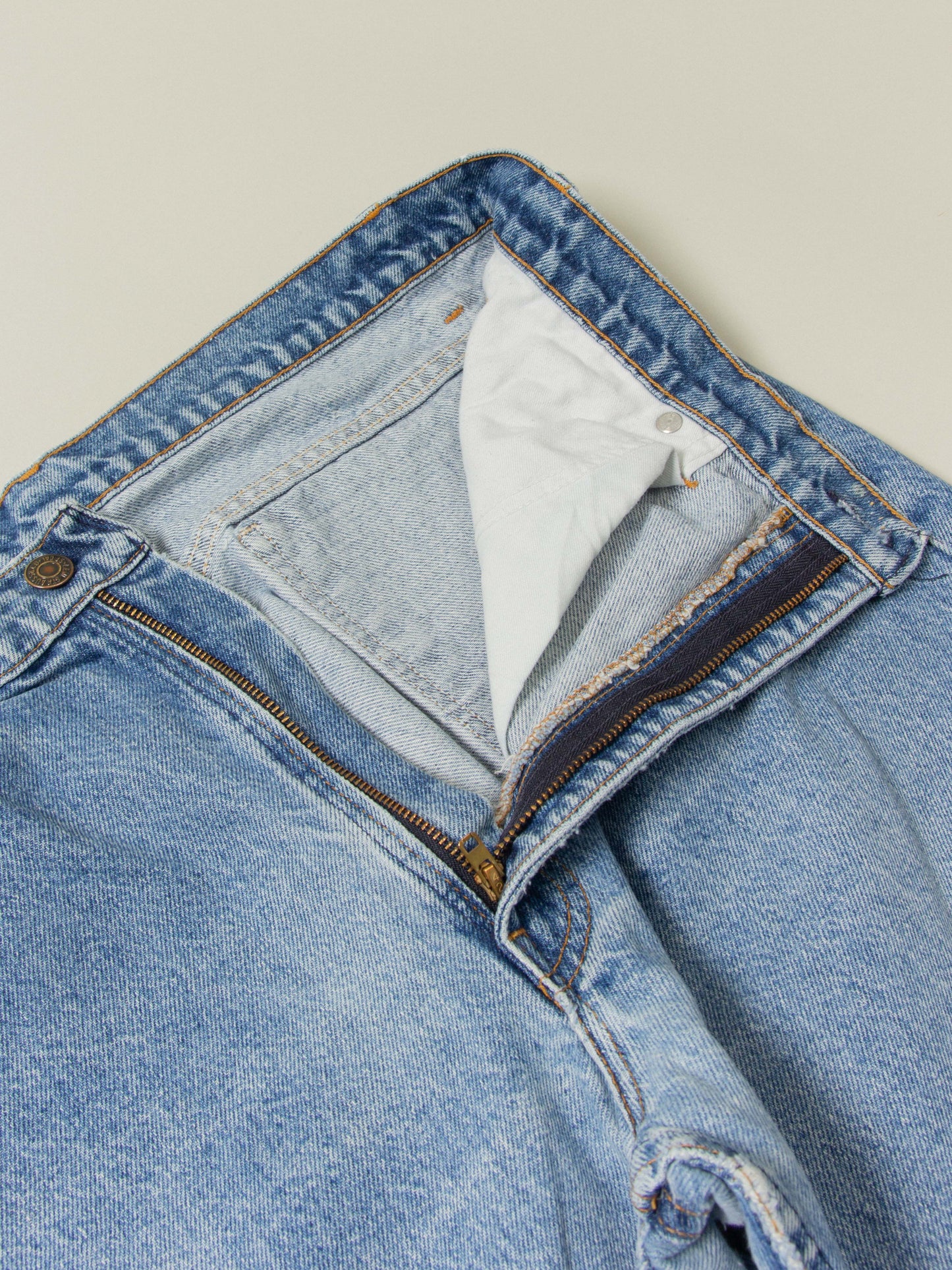 Vtg 1990s Orange Tab Levi's 505 - Made in USA (34x32)