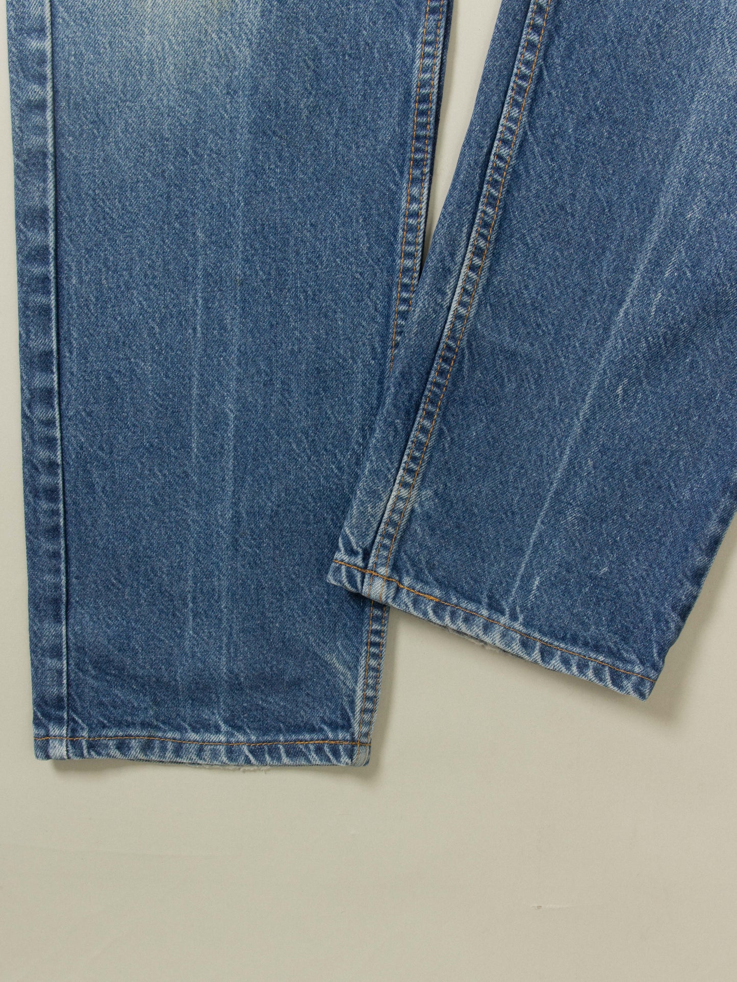 Vtg 1990s Orange Tab Levis 505 (38x31)