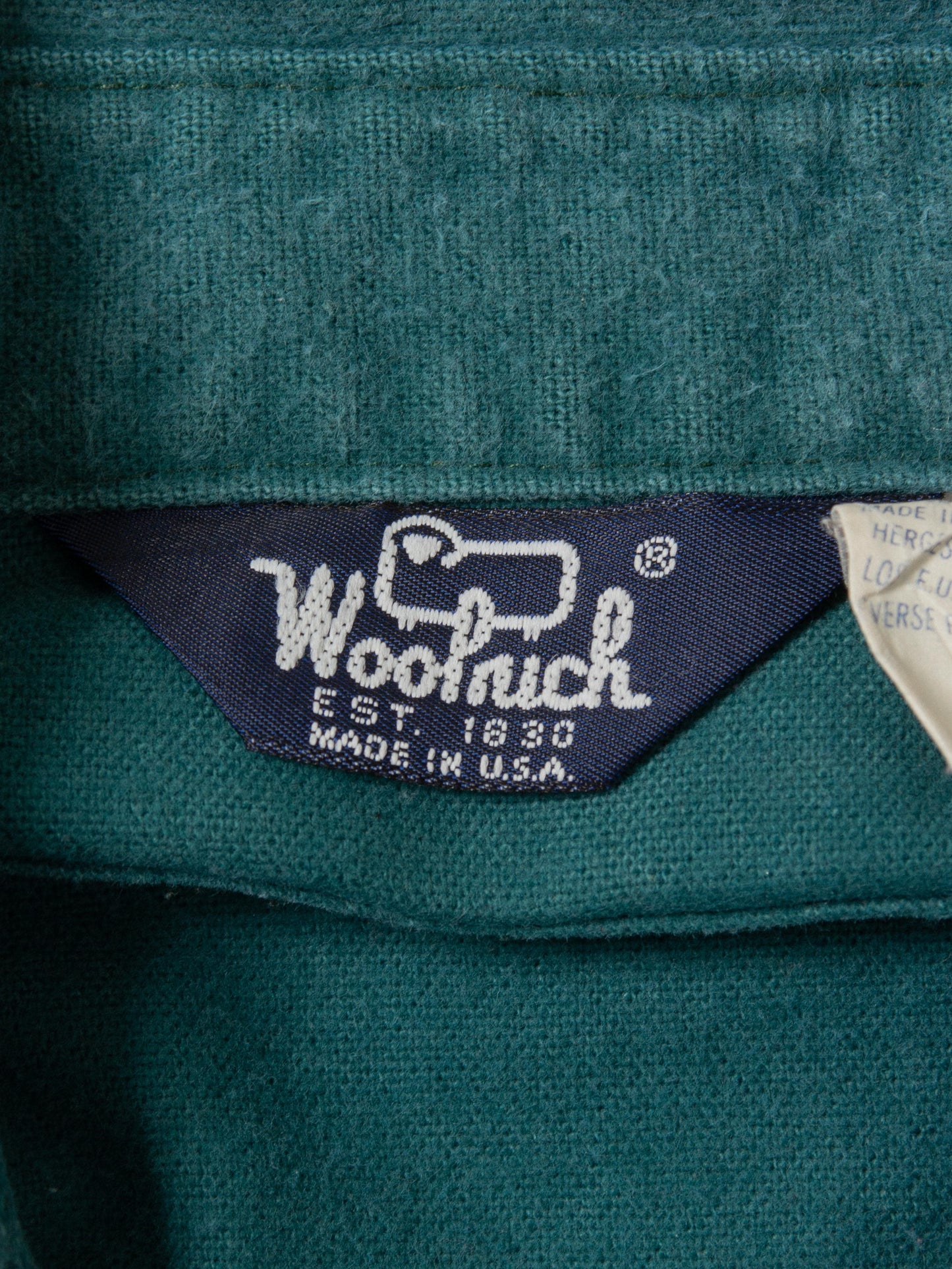 Vtg 1990s Woolrich Flannel Shirt - Made in USA (S)