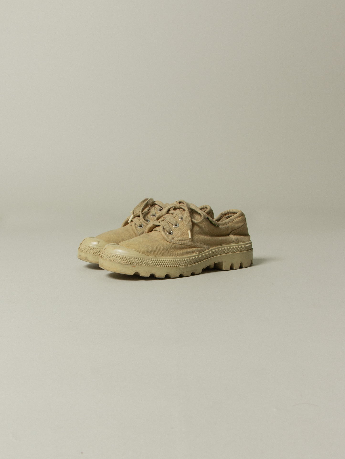 Vtg 1990s Khaki Low-Top Palladium - Made in France (EU38)