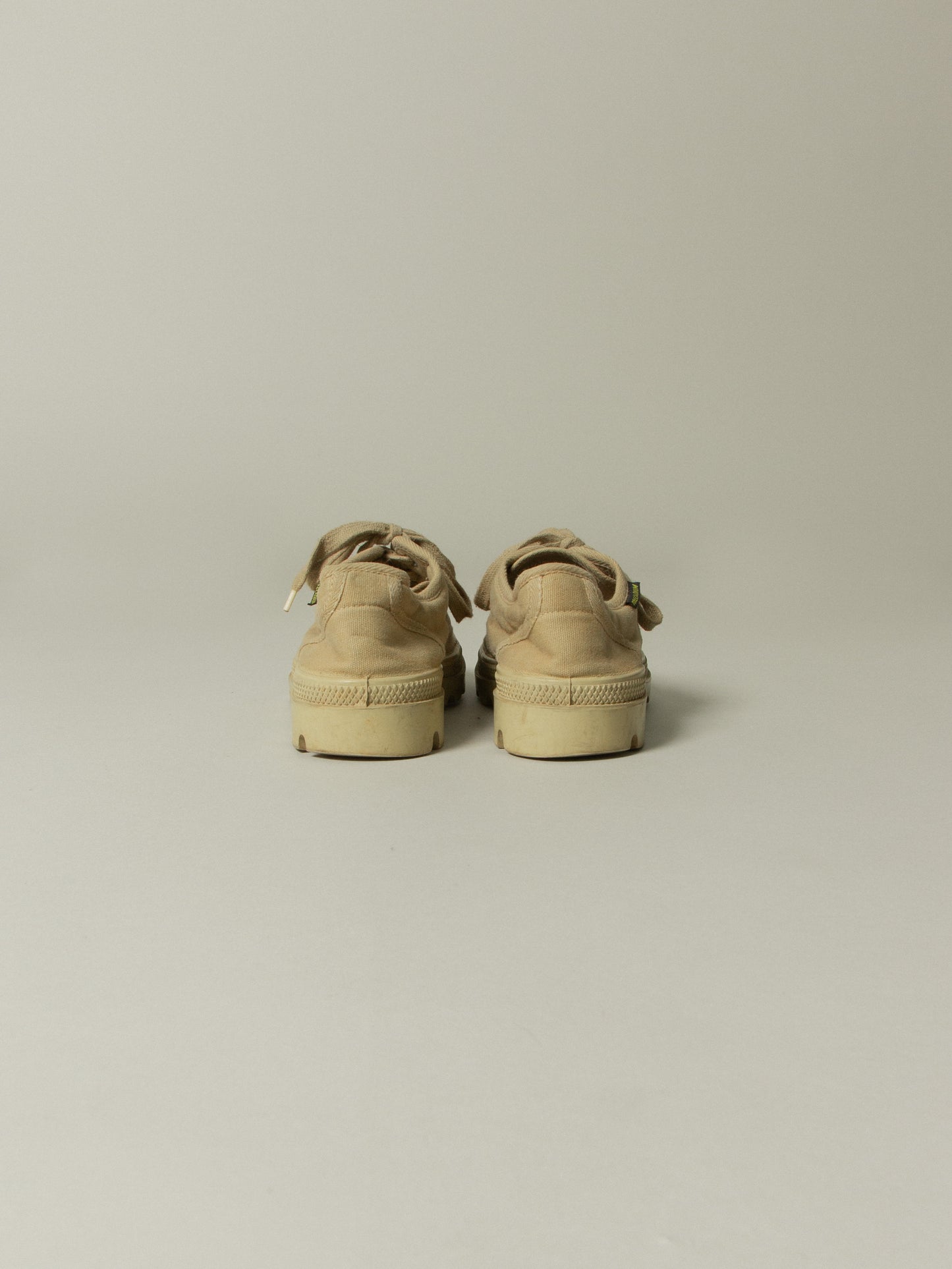 Vtg 1990s Khaki Low-Top Palladium - Made in France (EU38)