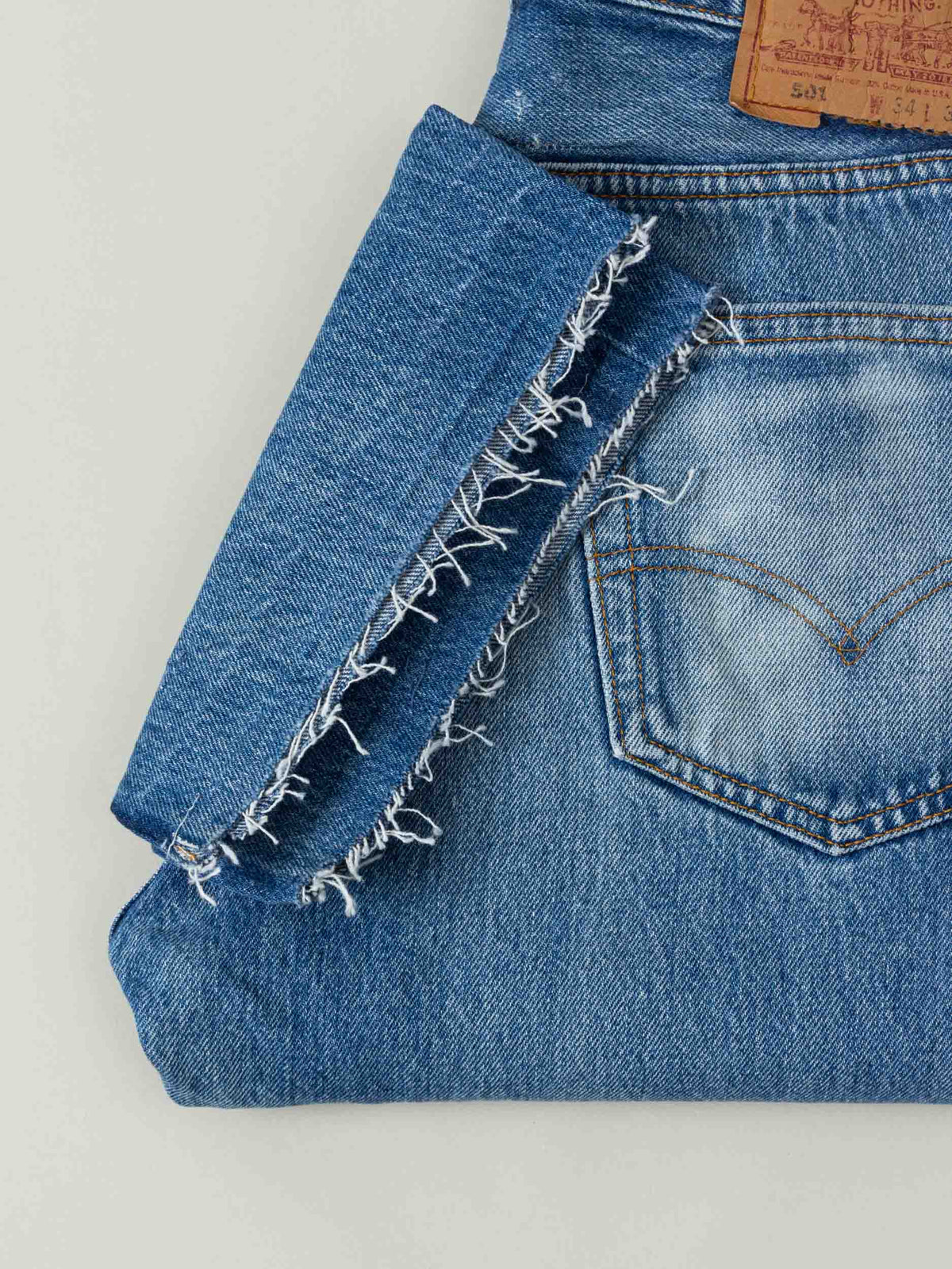 Vtg 1990s Levi's 501 Jeans – Made in USA (34x28)