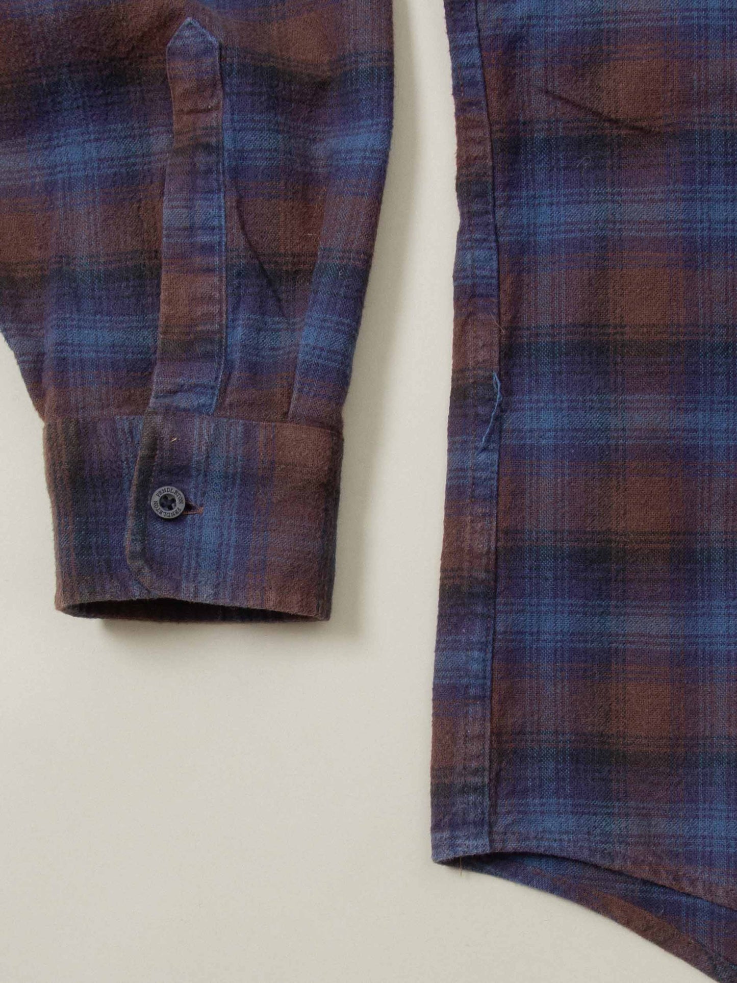 2000s Plaid Pendleton Flannel Shirt (L)