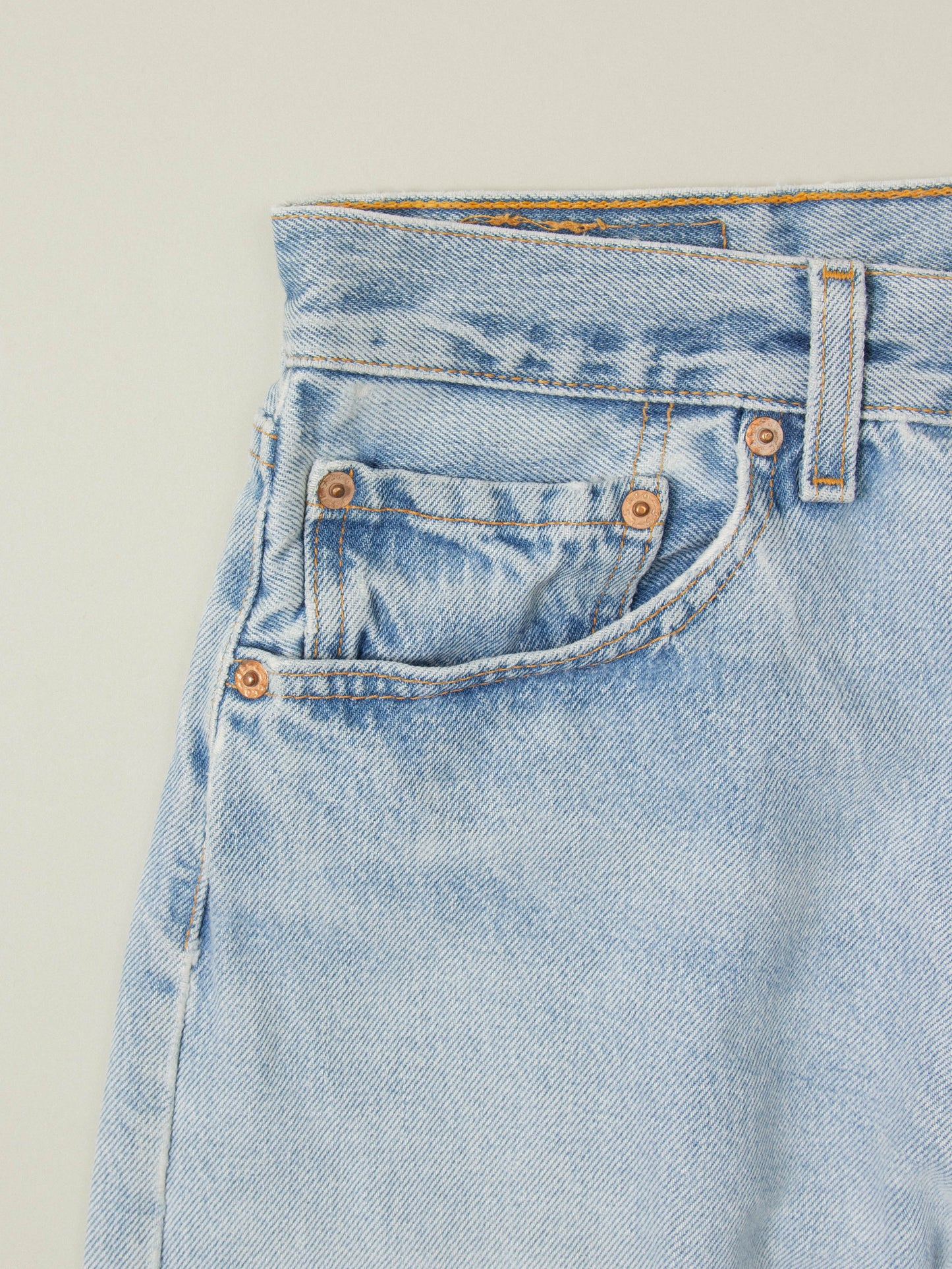 Vtg 1990s Levi's 501 Jeans – Made in USA (32x32)