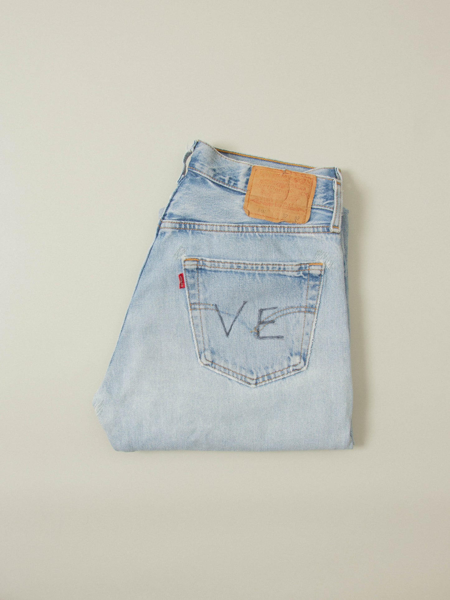Vtg 1990s Levi's 501 Jeans – Made in USA (32x32)