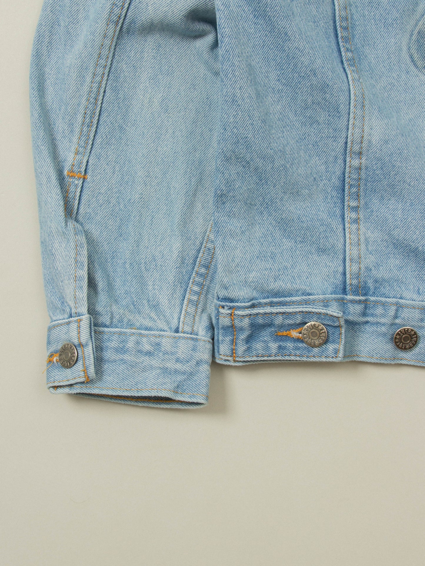 Vtg 1980s Denim Jacket - Made in USA (M)
