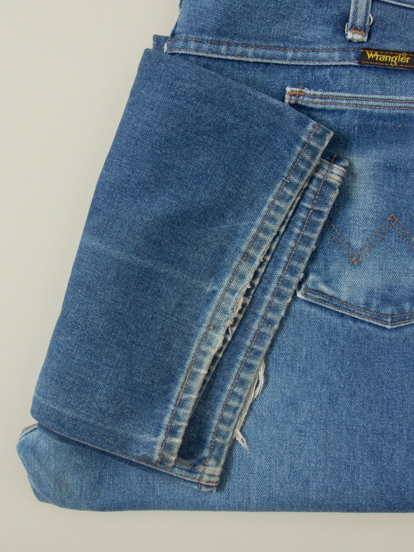 Vtg 1970s Bootcut Wrangler Jeans - Made in USA (36x34)