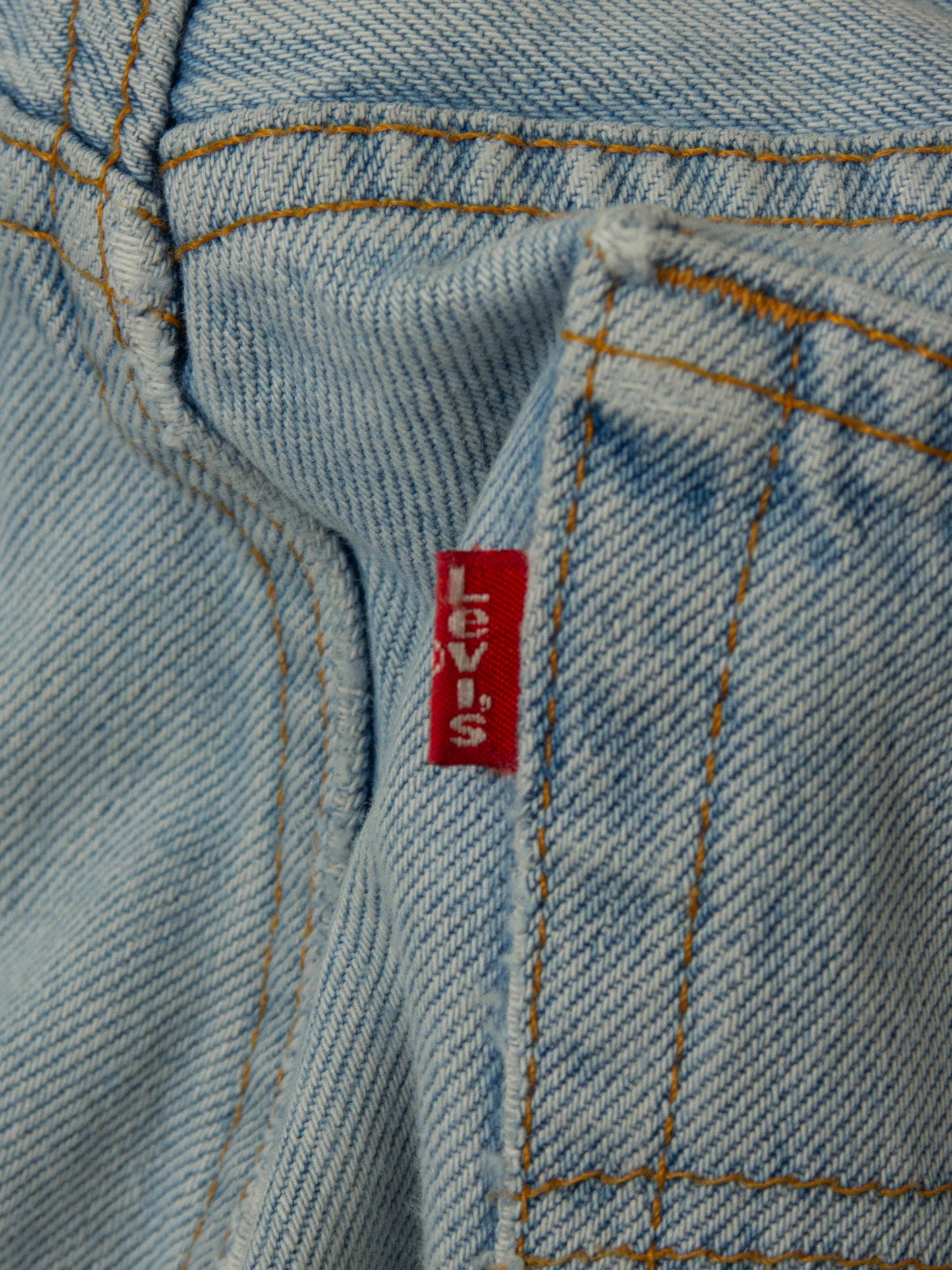 Vtg 1990s Levi's 501 Jeans - Made in USA (32x34)