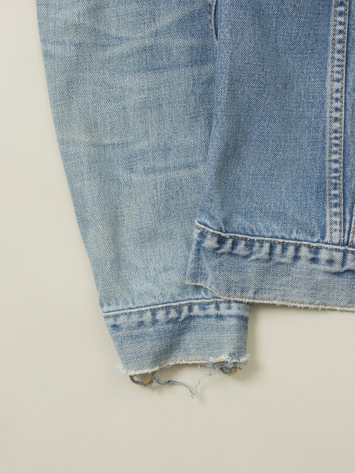 Vtg 1990s Levi's Denim Jacket (S/M)