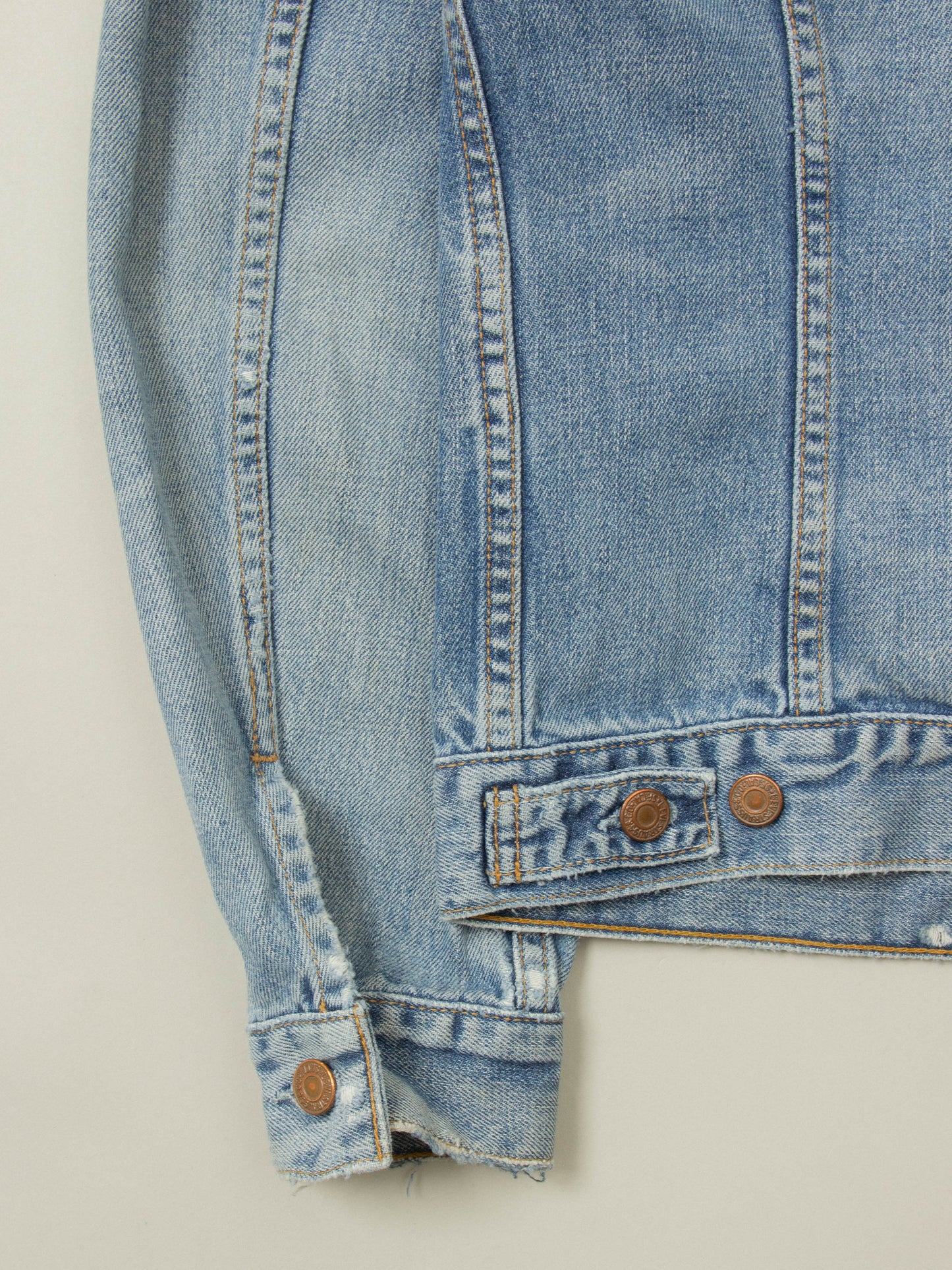 Vtg 1990s Levi's Denim Jacket (S/M)