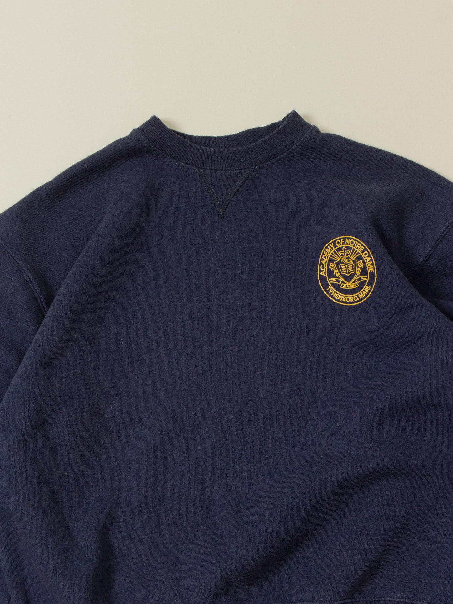 Vtg 1990s Academy of Notre Dame Sweatshirt (S)