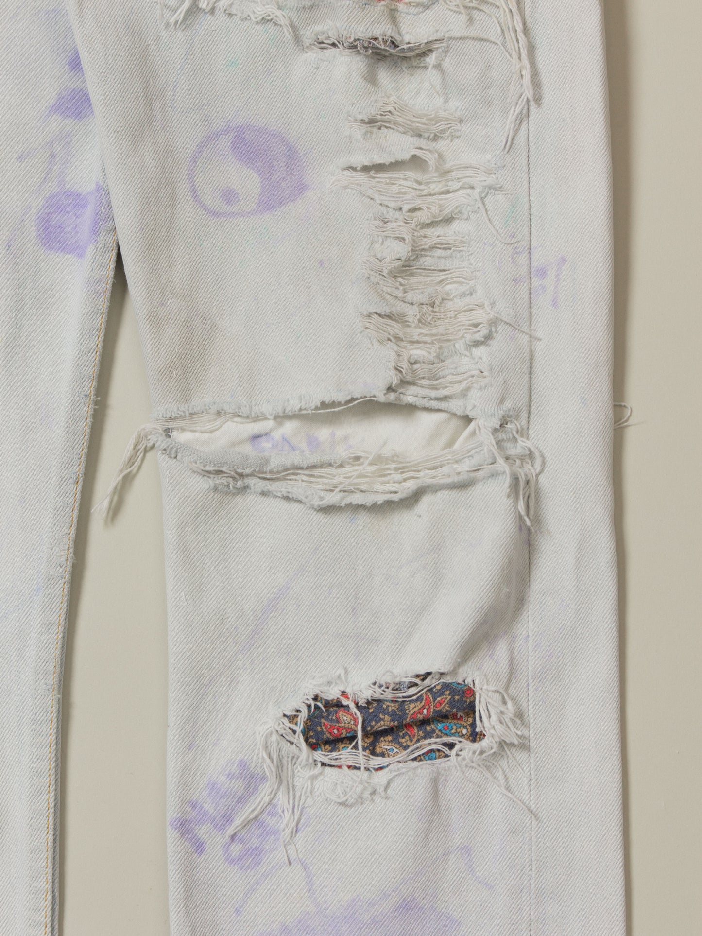Vtg Customized Levi's 501 Jeans - Made in France (28x26)