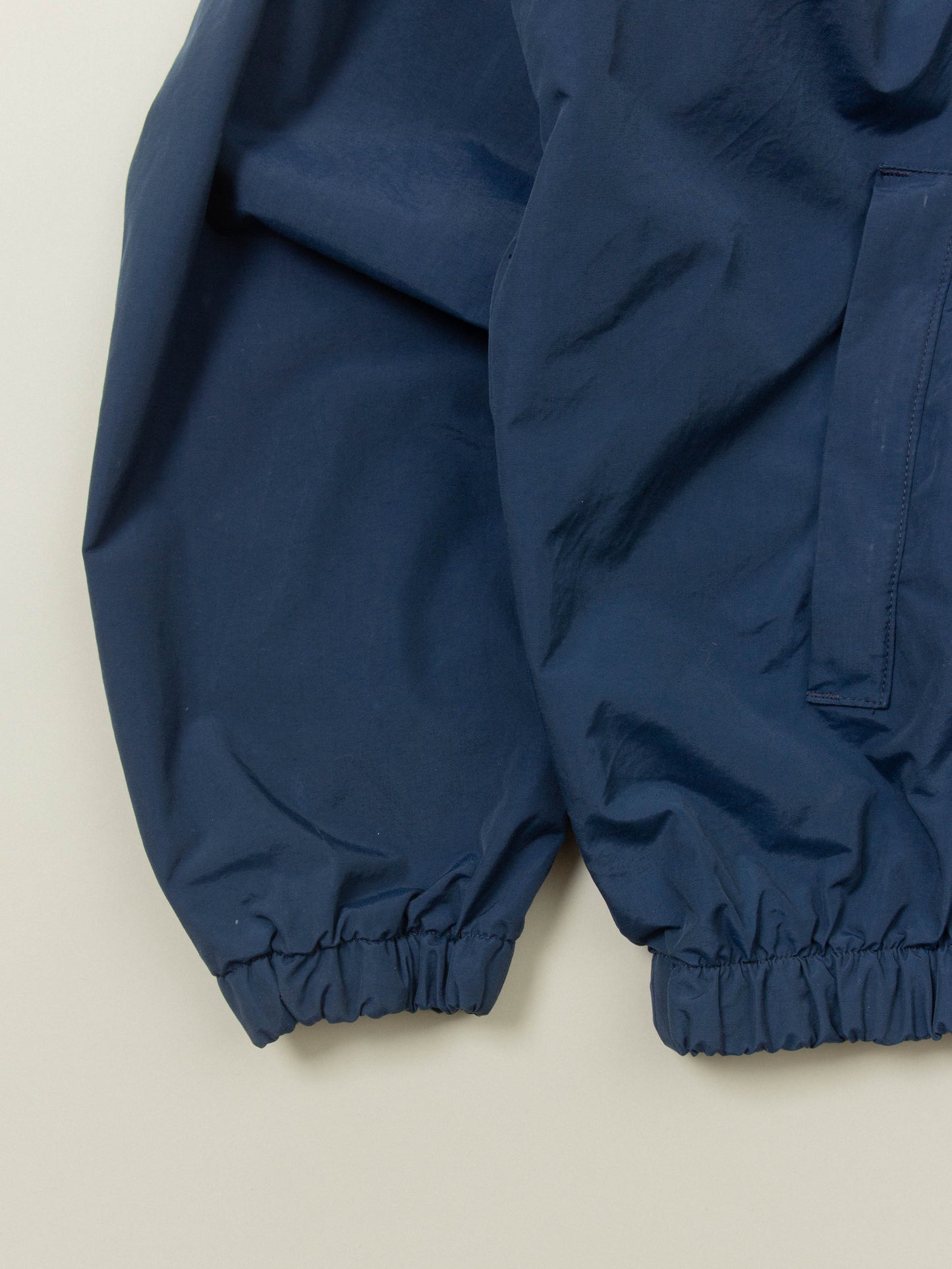 Vtg US Air Force Physical Training Reflective Windbreaker Jacket