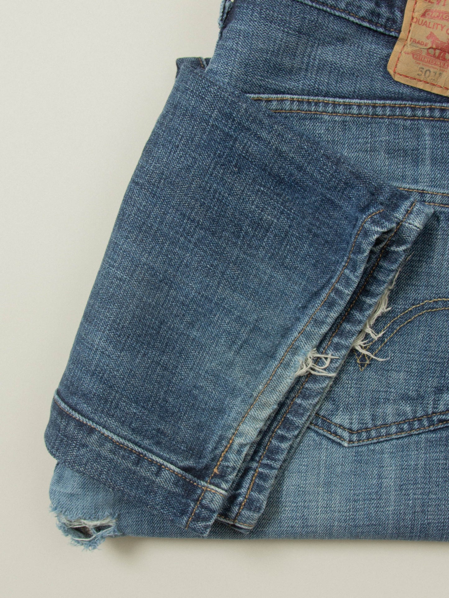 2000s Levi's 501 Jeans (38x34)