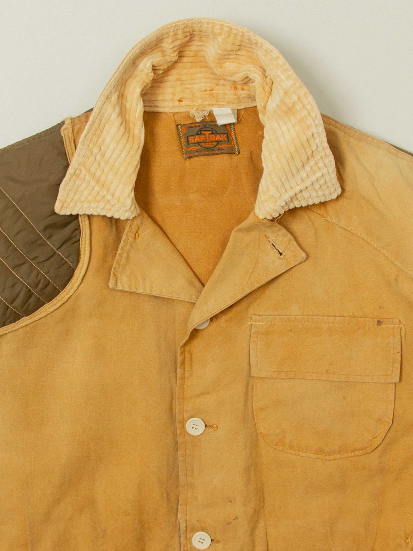 Vtg 1980s Saftbak Hunting Jacket - Made in USA (L)