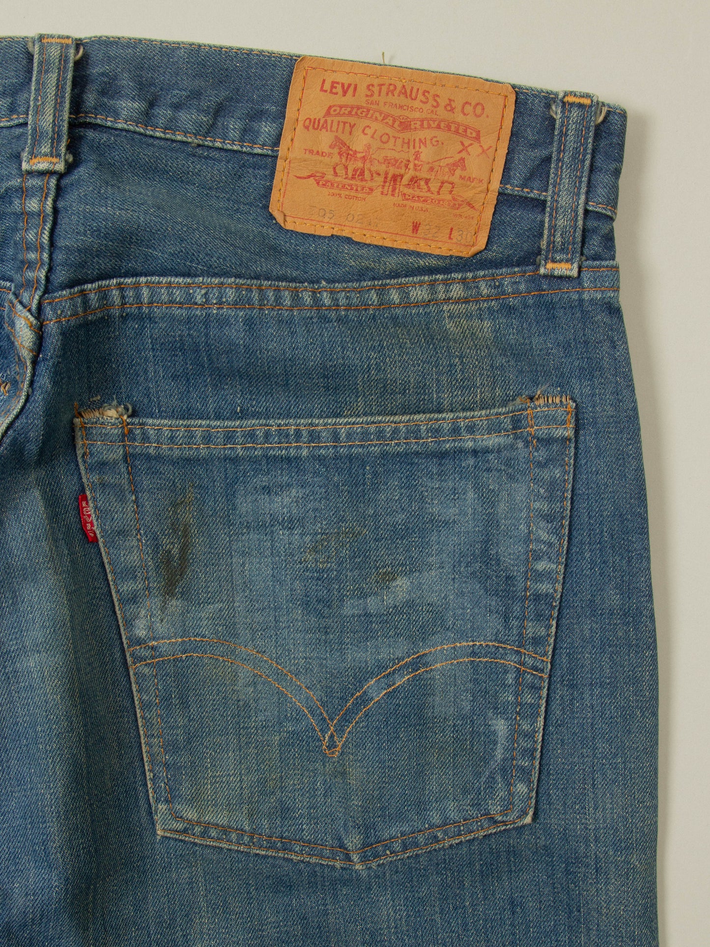 Vtg 1980s Levi's 505 - Made in USA (32x30)