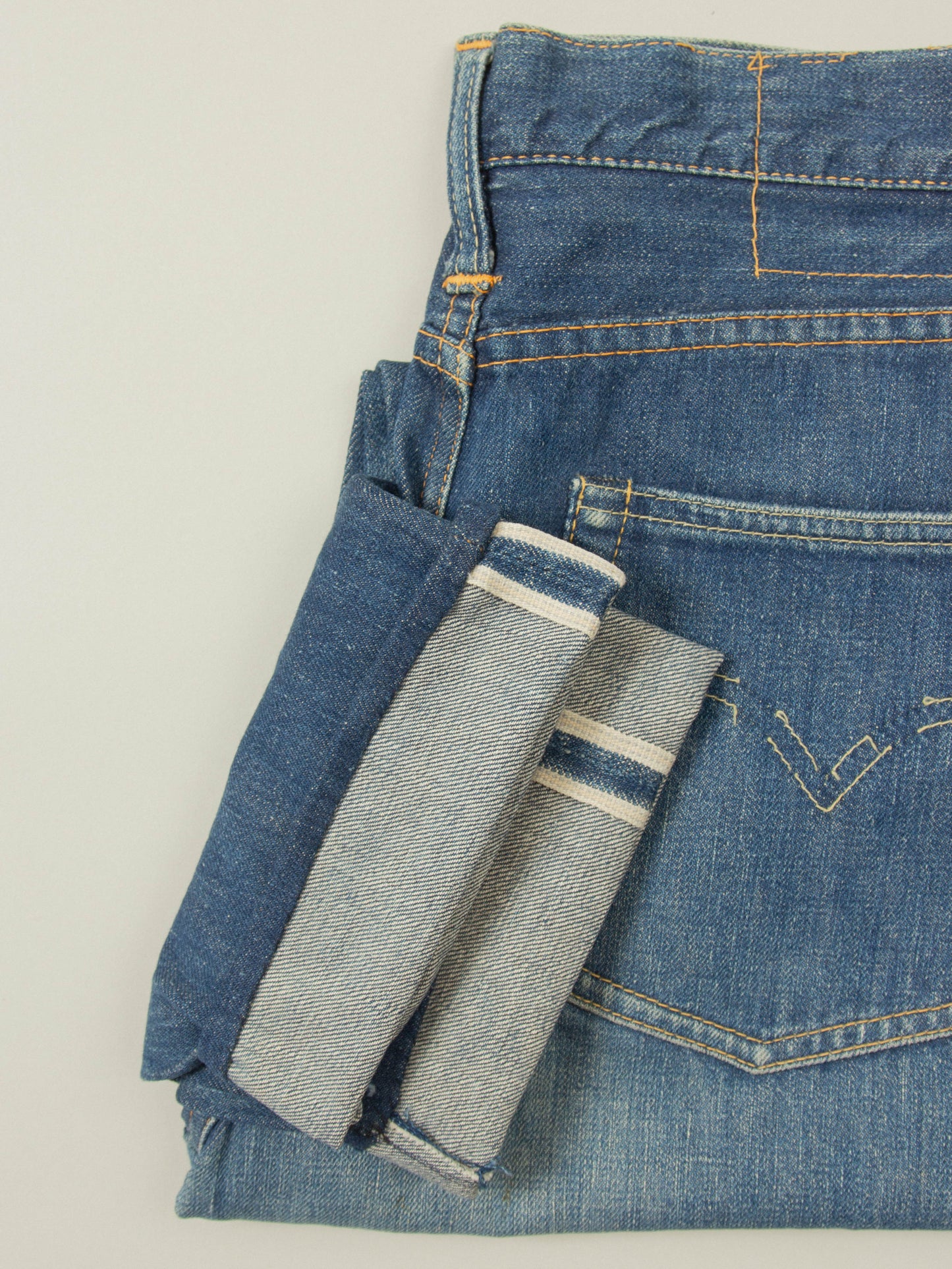 Vtg 1950s 'Lady' Levi's 701 Selvedge Big E Jeans (26x28)