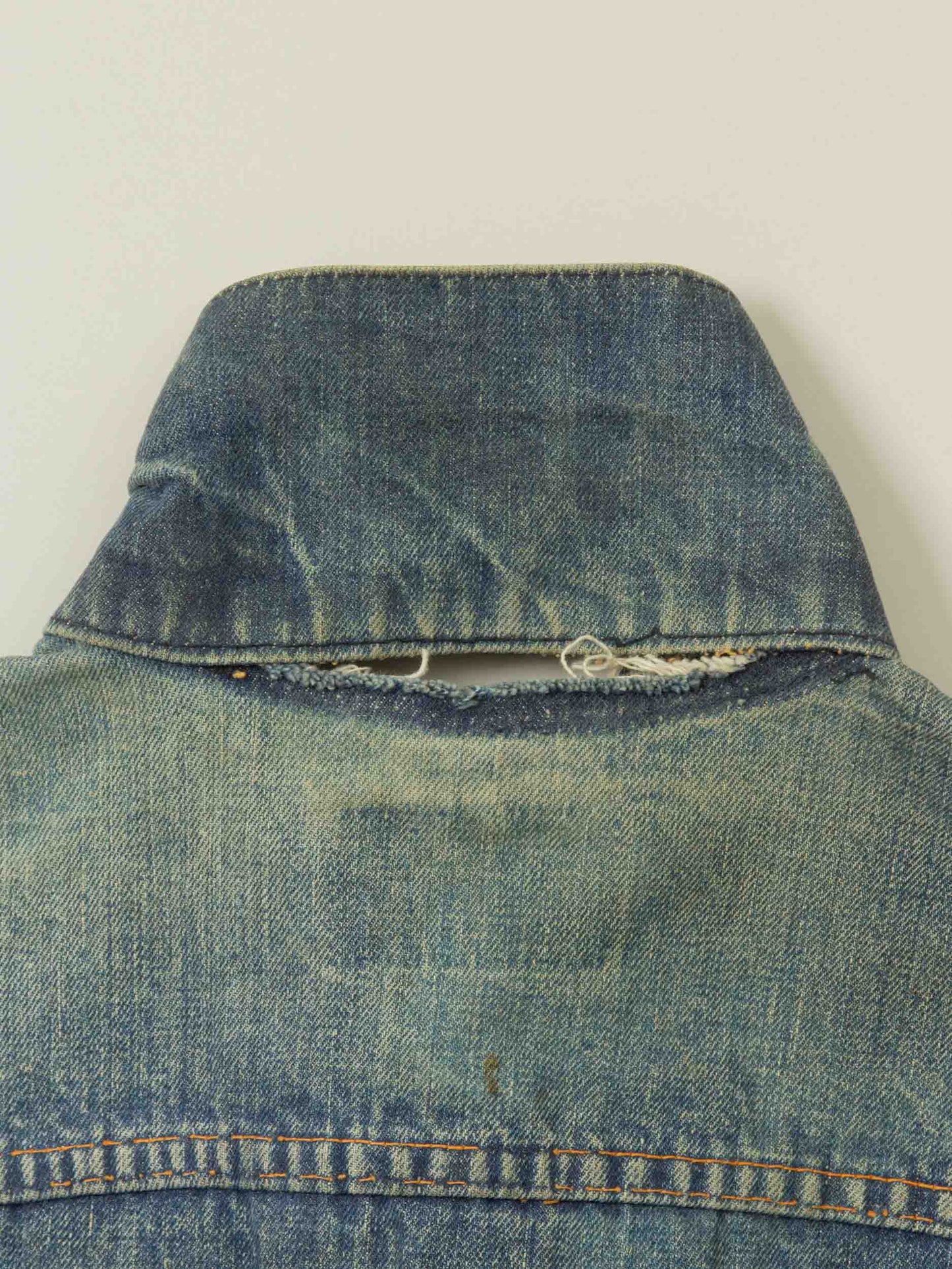 Vtg 1960s Levi's Big E Denim Trucker Jacket (M)