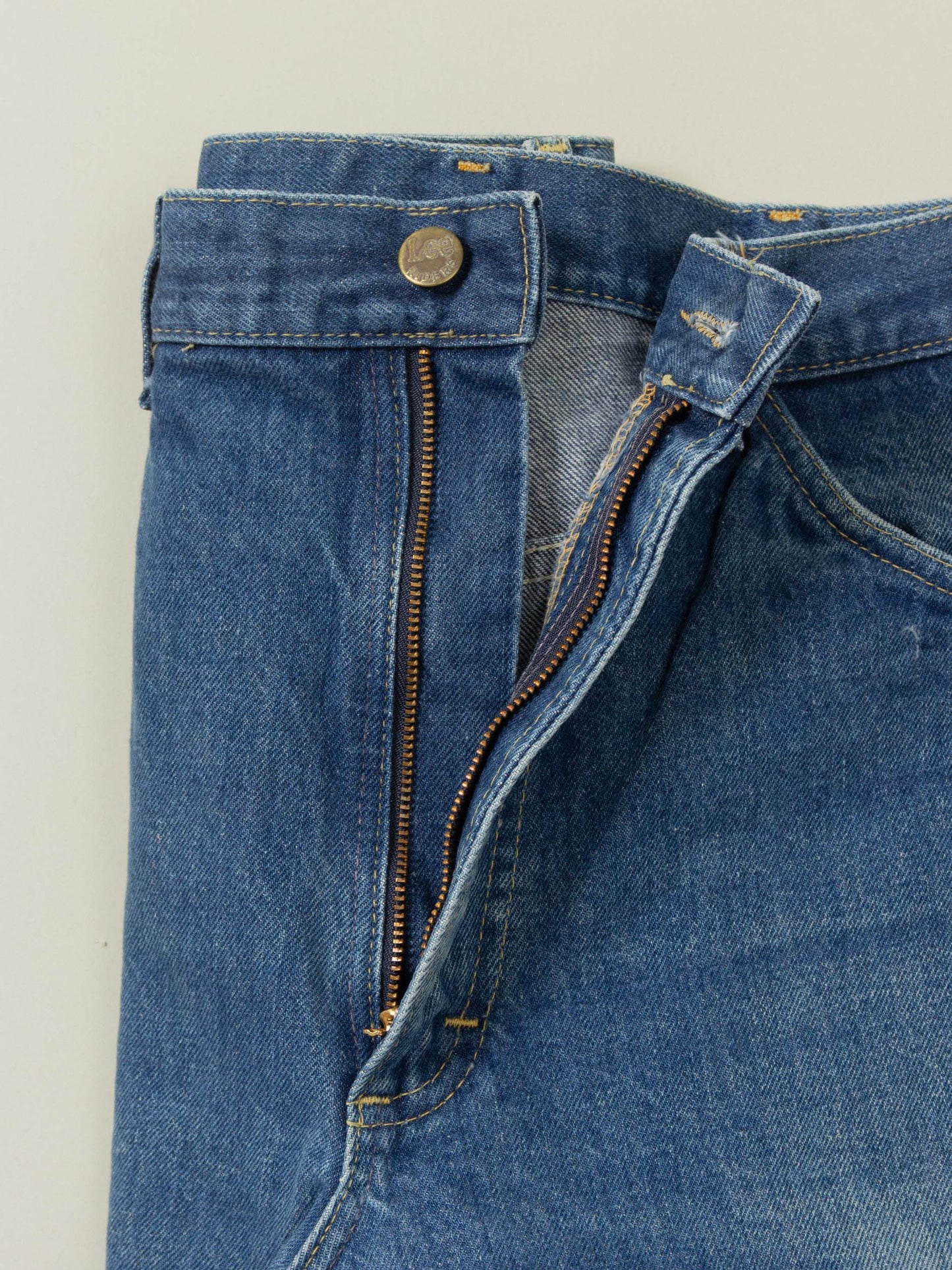 Vtg 1970s Bootcut Lee Riders - Made in Canada (38x30)