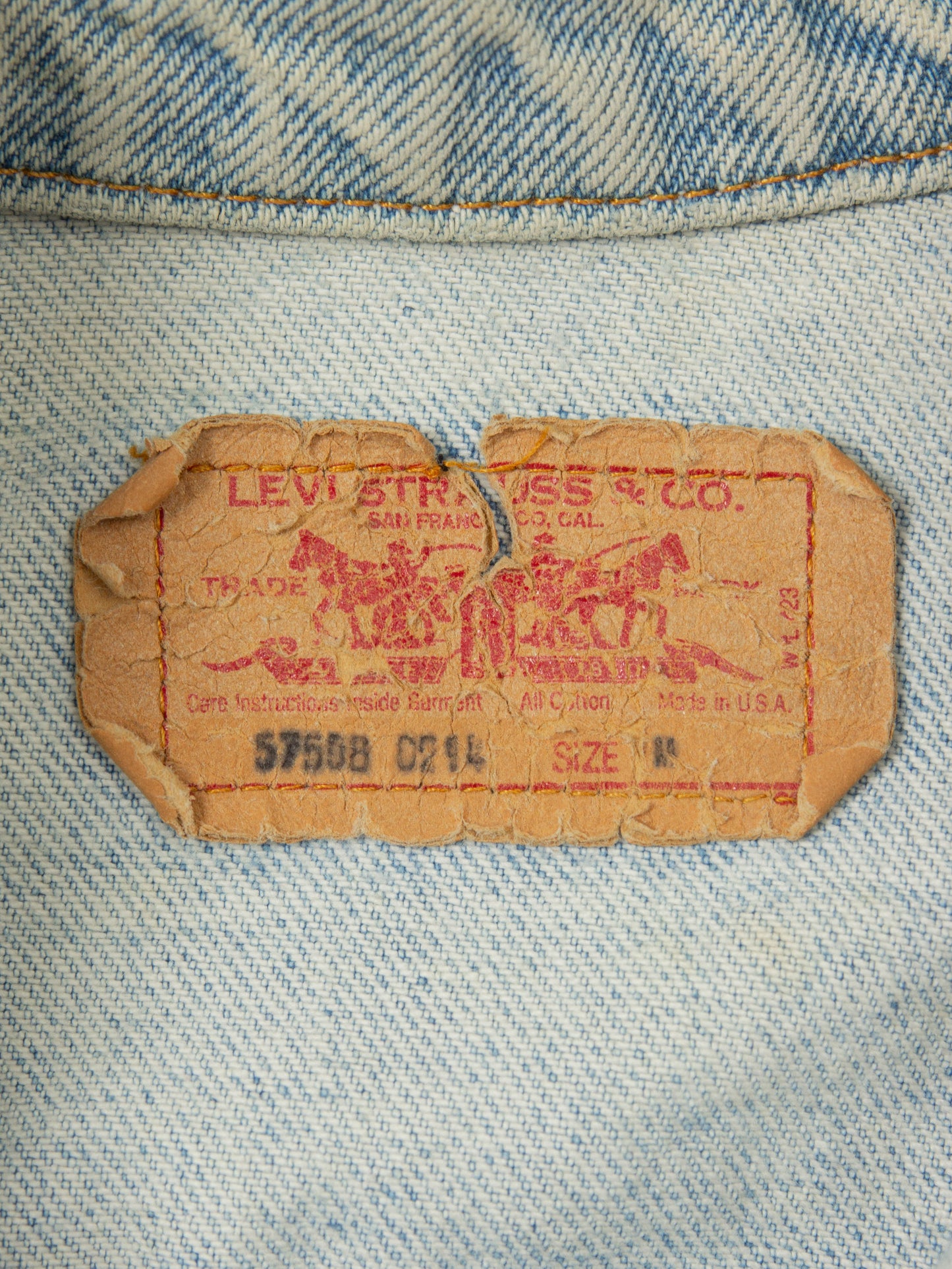 Vtg 1990s Levi's Denim Trucker Jacket - Made in USA (XS)