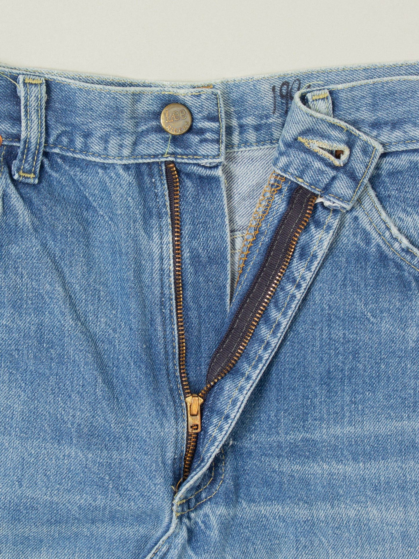 Vtg 1980s Lee Riders Jeans - Made in USA (27x33)