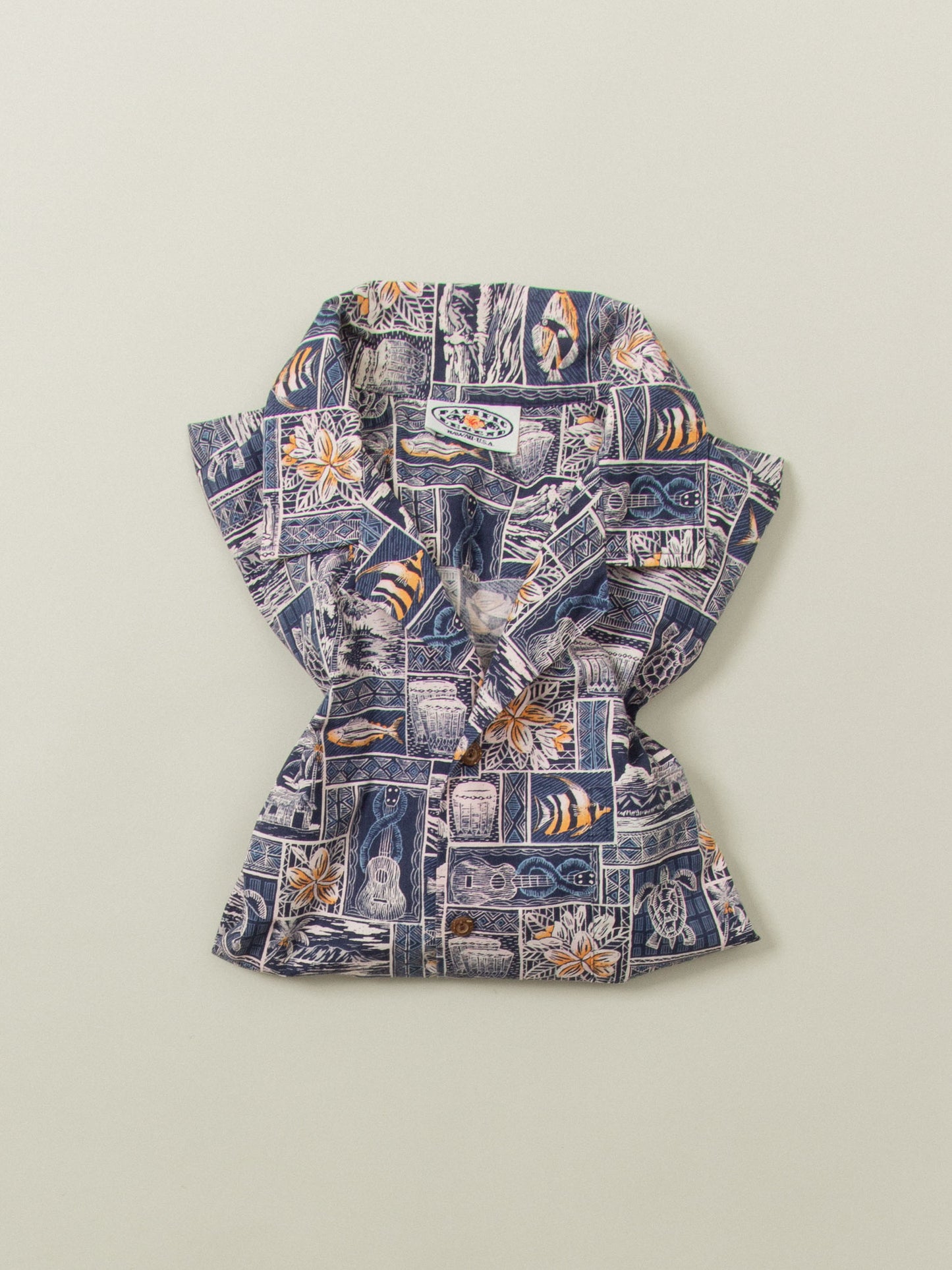 Vtg 1980s Hawaiian Shirt - Made in USA (L)