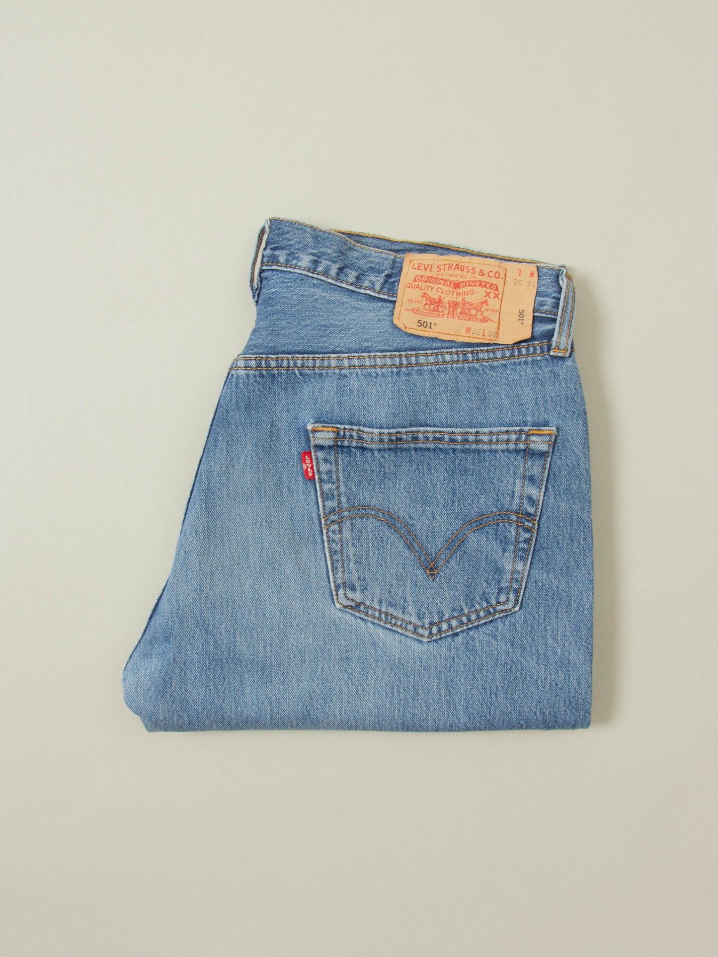 Vtg 2000s Levi's 501 Jeans (36x31)