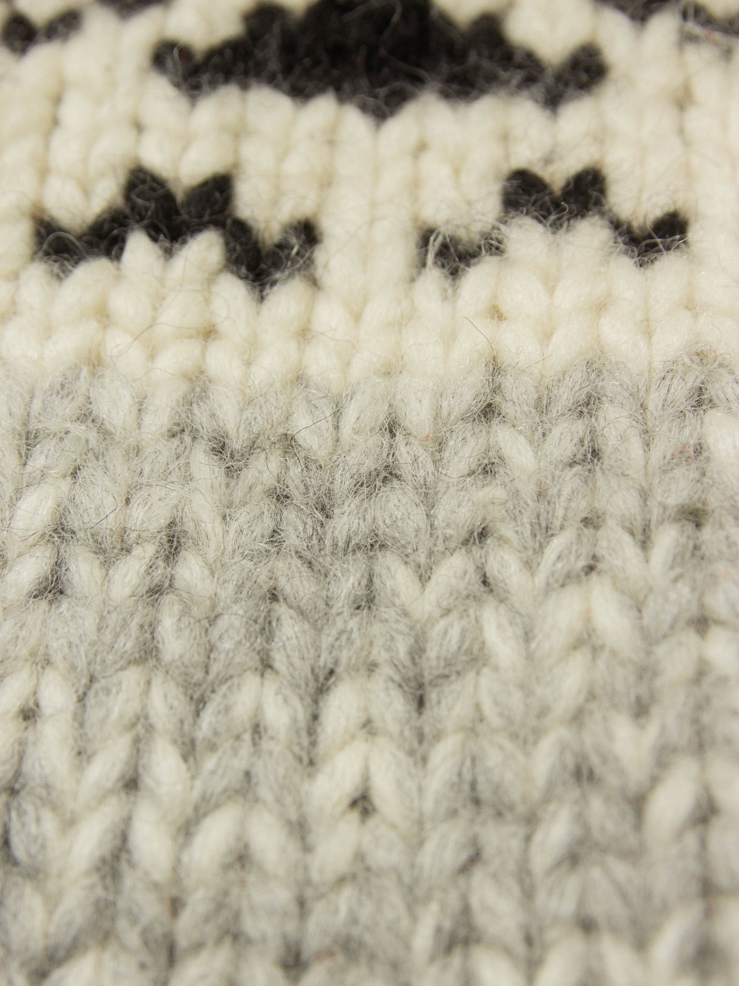 Vtg 1970s Heavy Cowichan Wool Sweater (L)