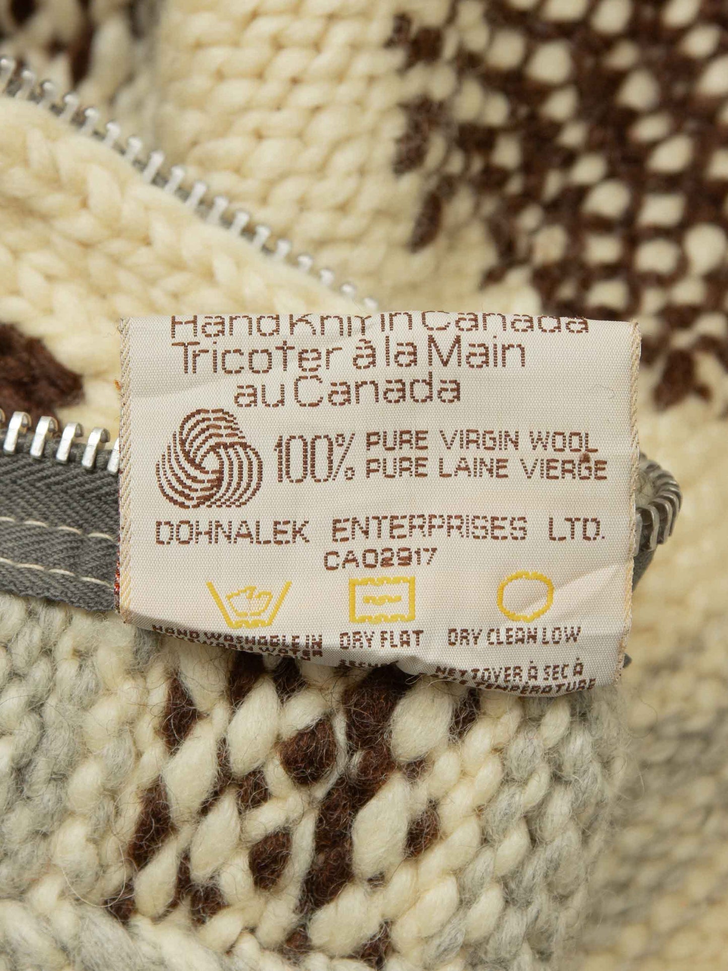 Vtg 1980s Cowichan Hand-Knitted Wool Sweater – Made in Canada (S)